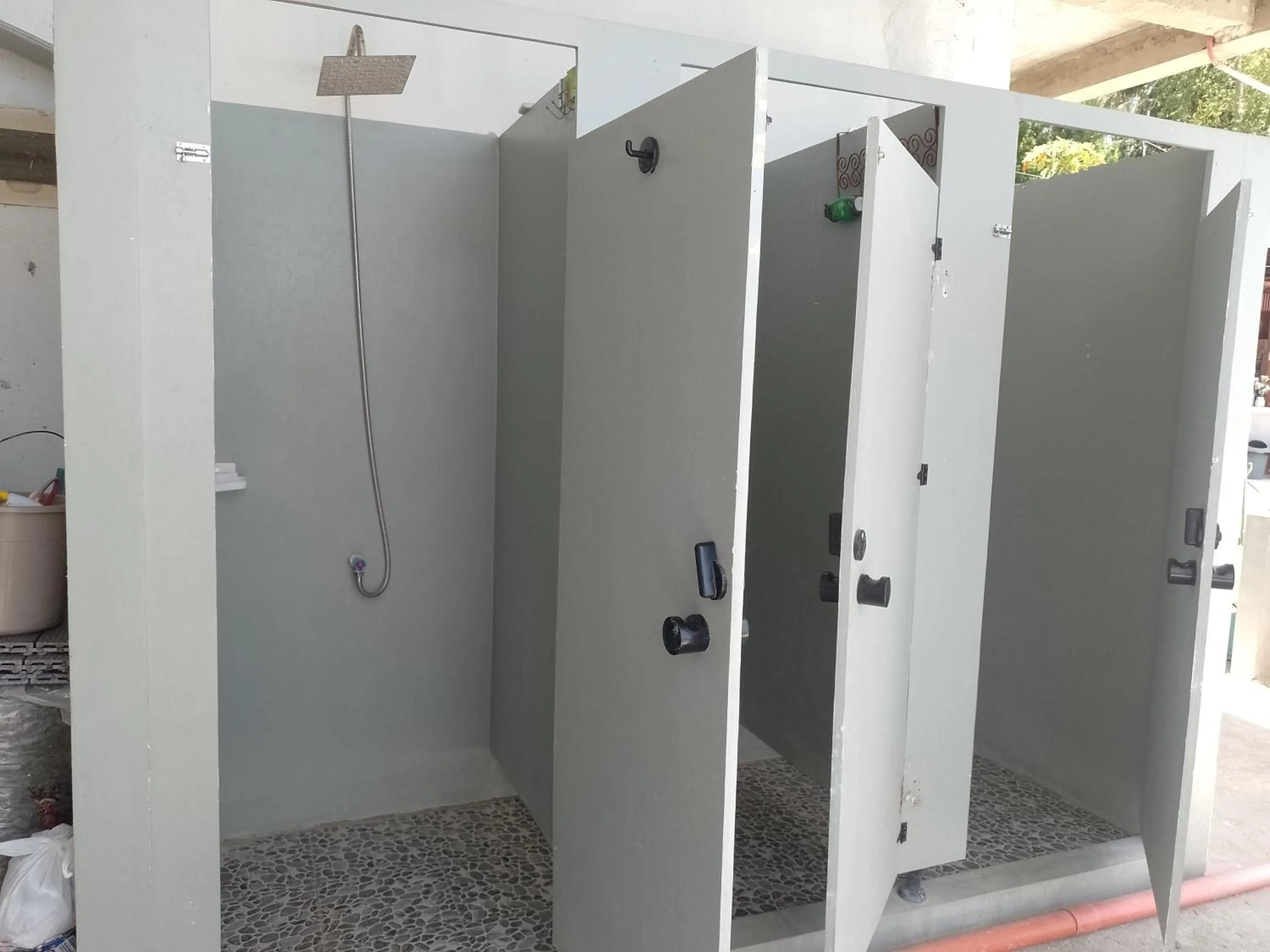 Angler's Hub & Resort Oslob