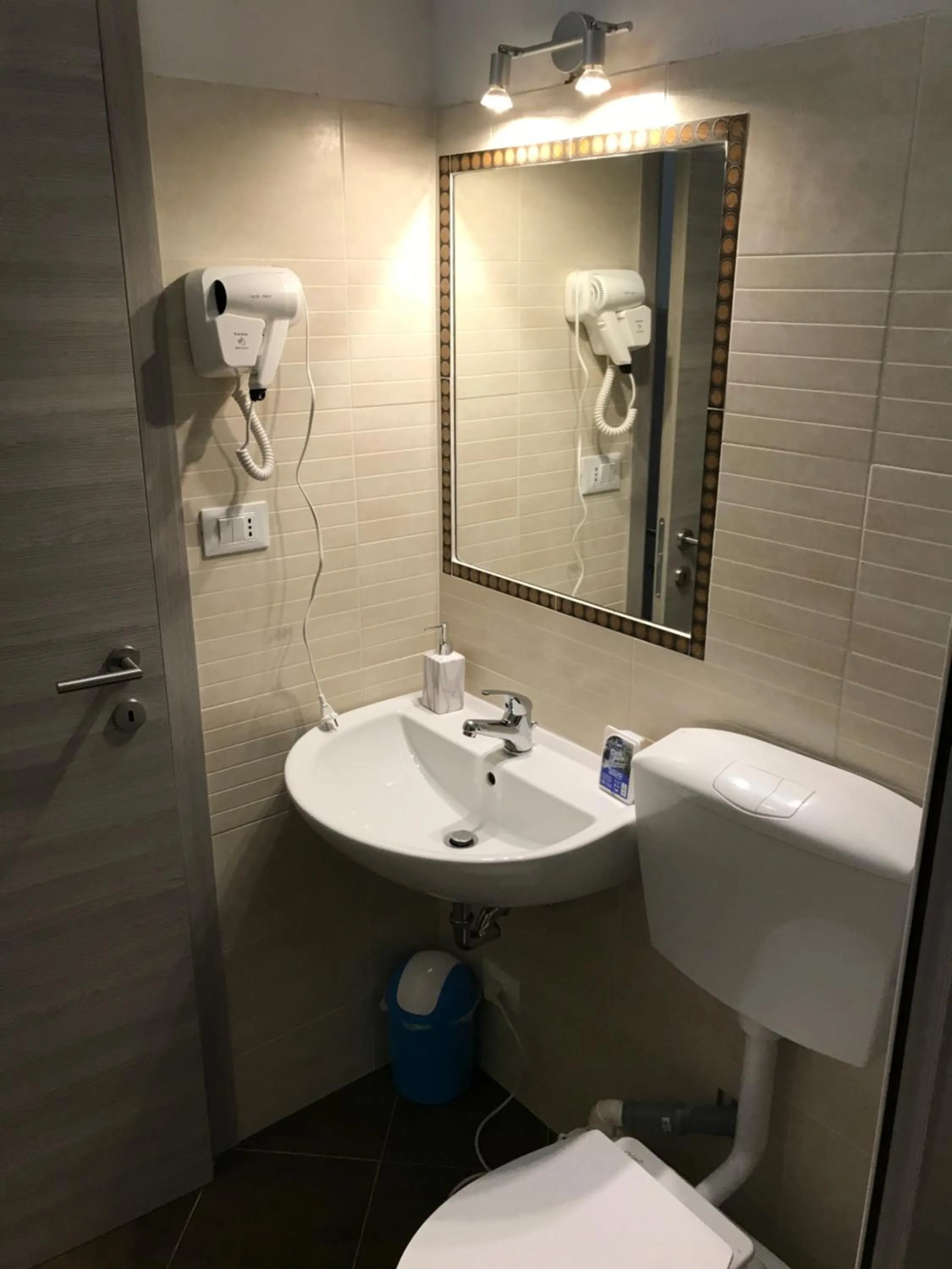 Shower in Affittacamere LA MUSA