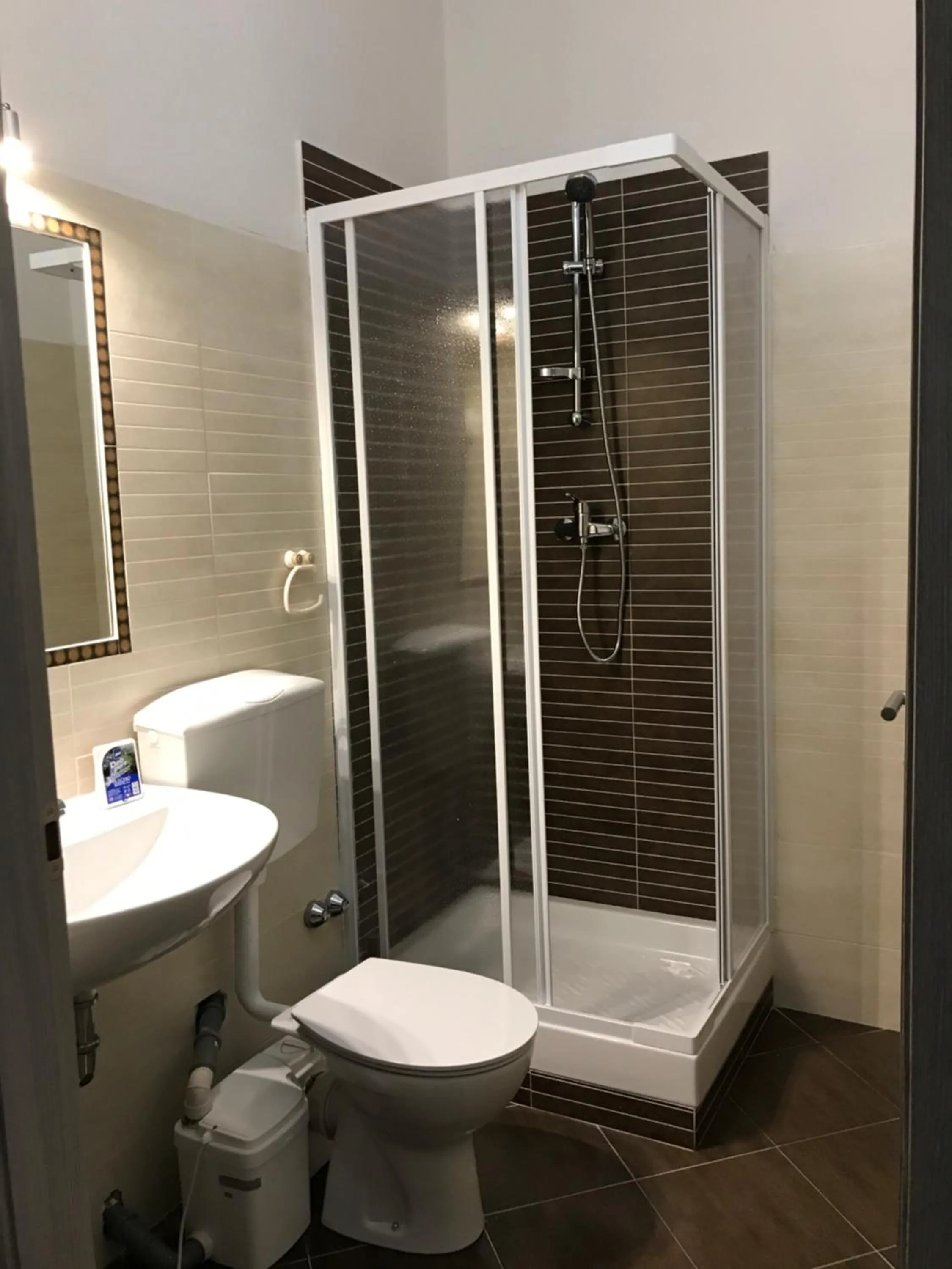 Shower in Affittacamere LA MUSA