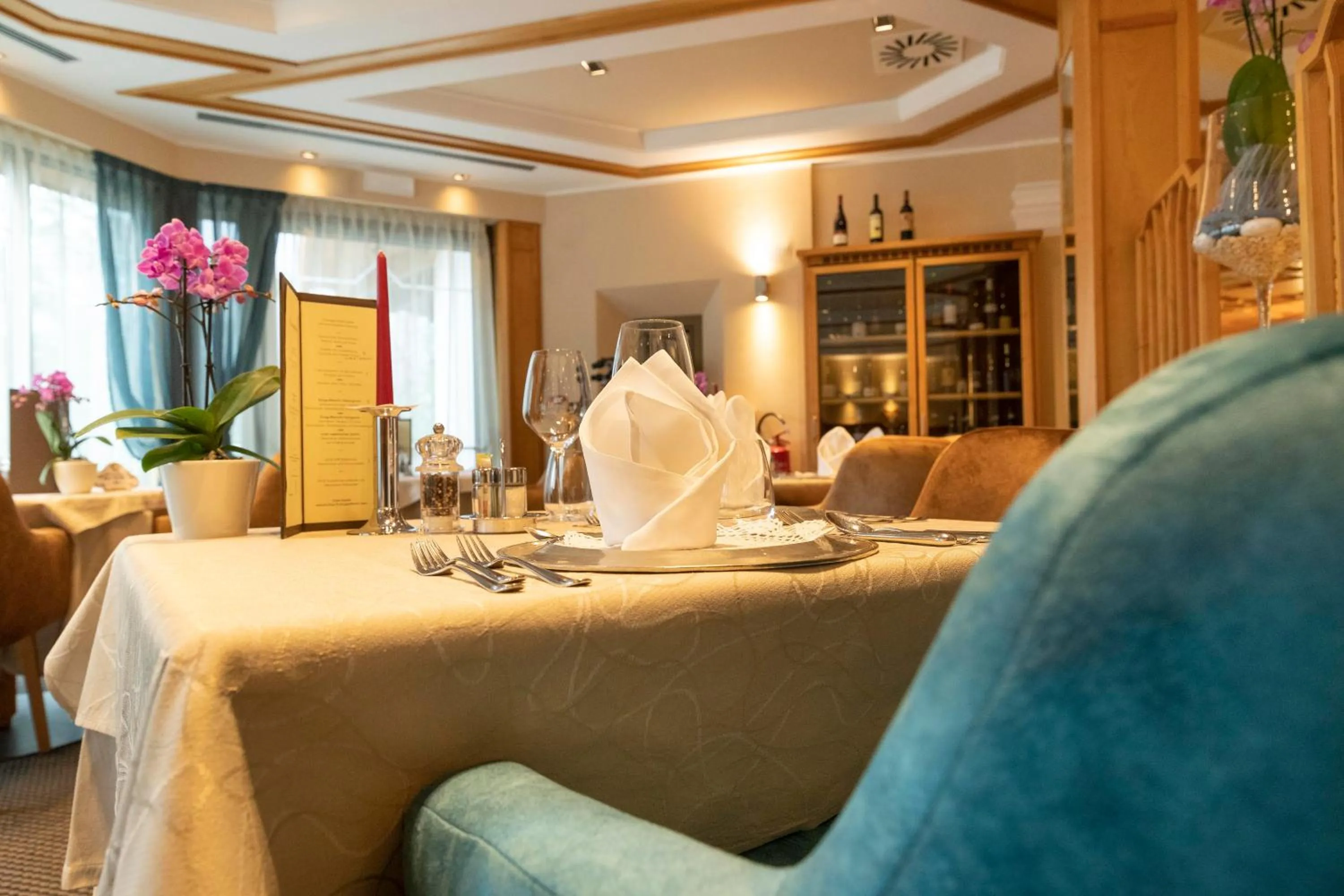 Restaurant/places to eat in Hotel Burggräflerhof