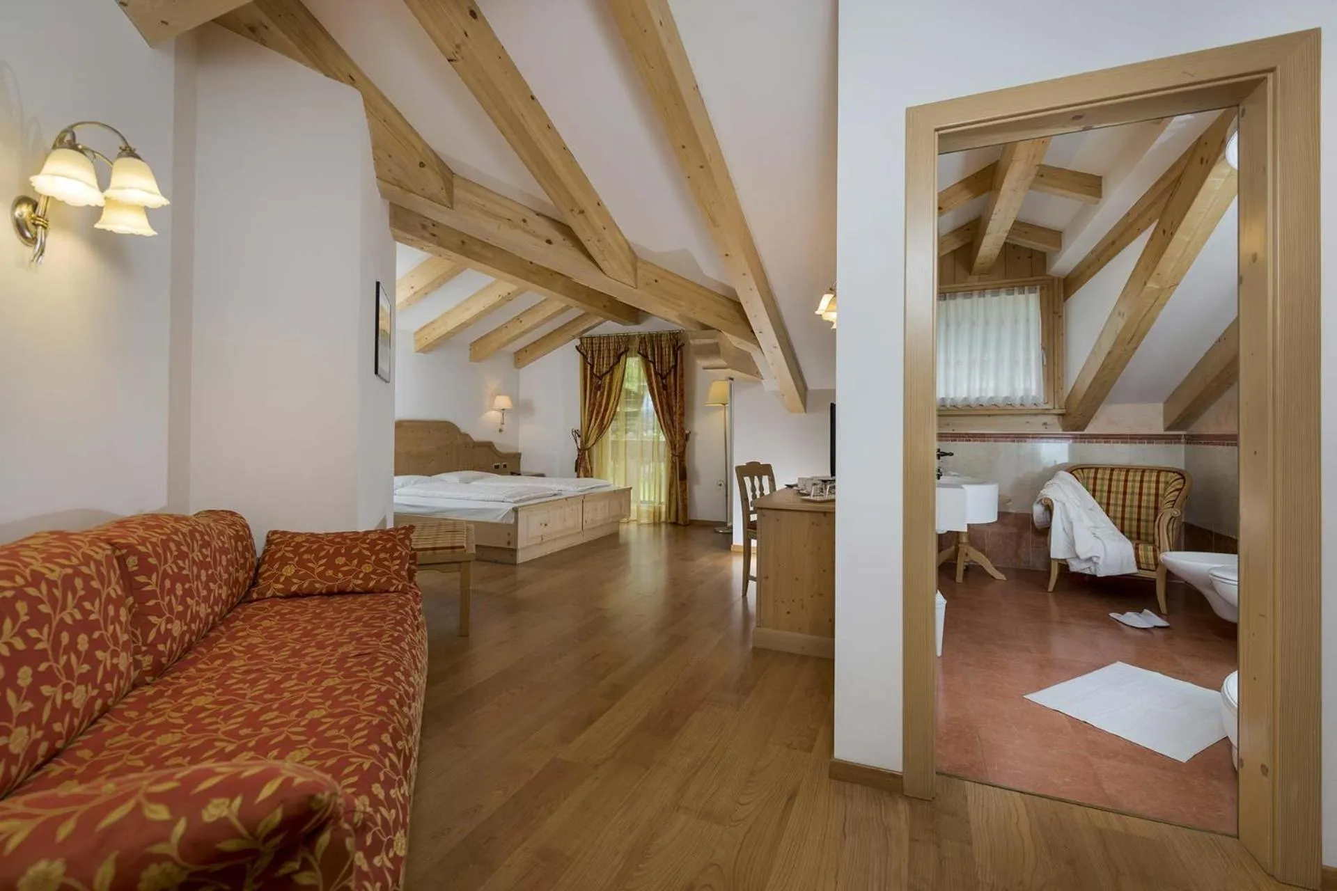 Bathroom, Bed in Hotel B&B Andreas