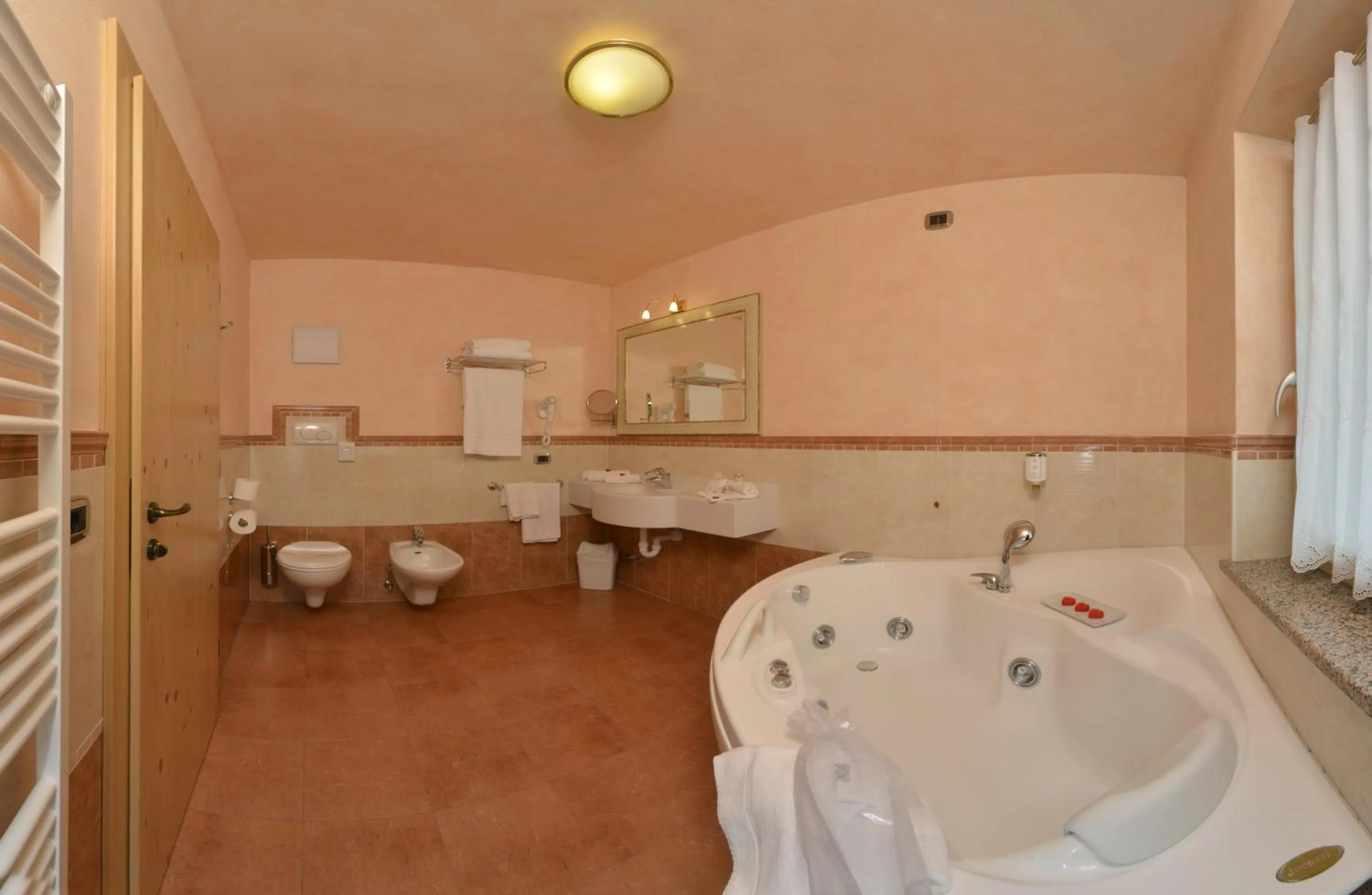 Toilet in Hotel B&B Andreas