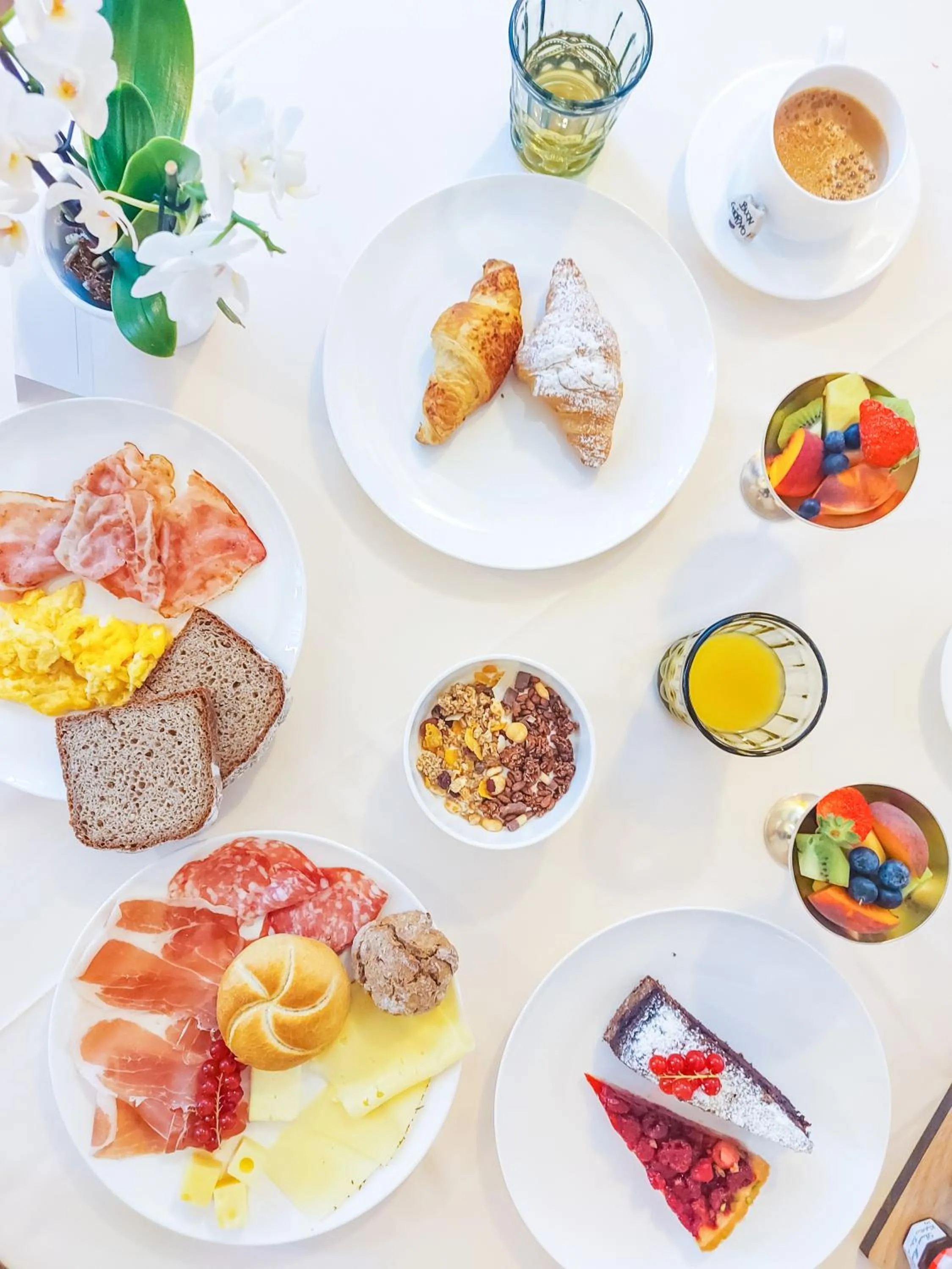 Breakfast in Hotel B&B Andreas