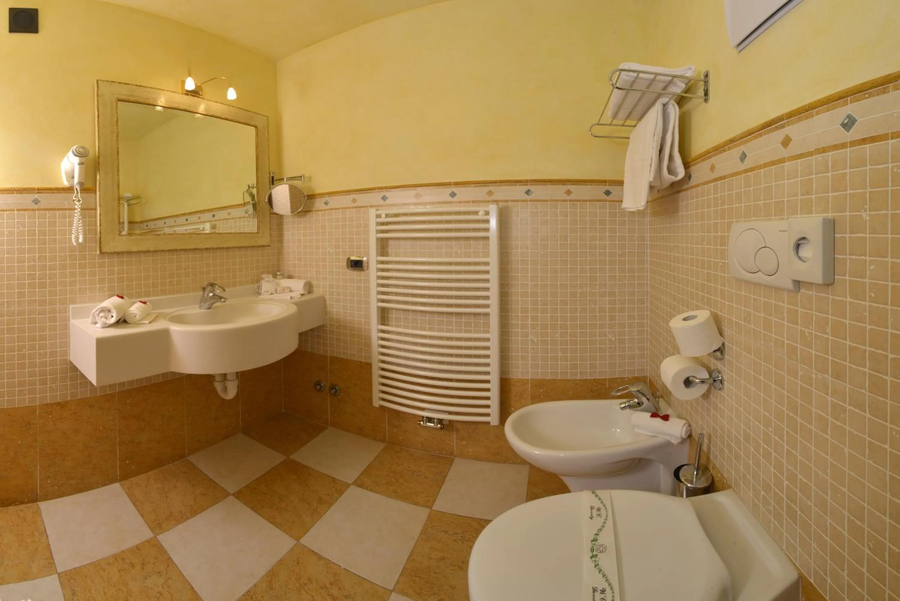 Shower in Hotel B&B Andreas