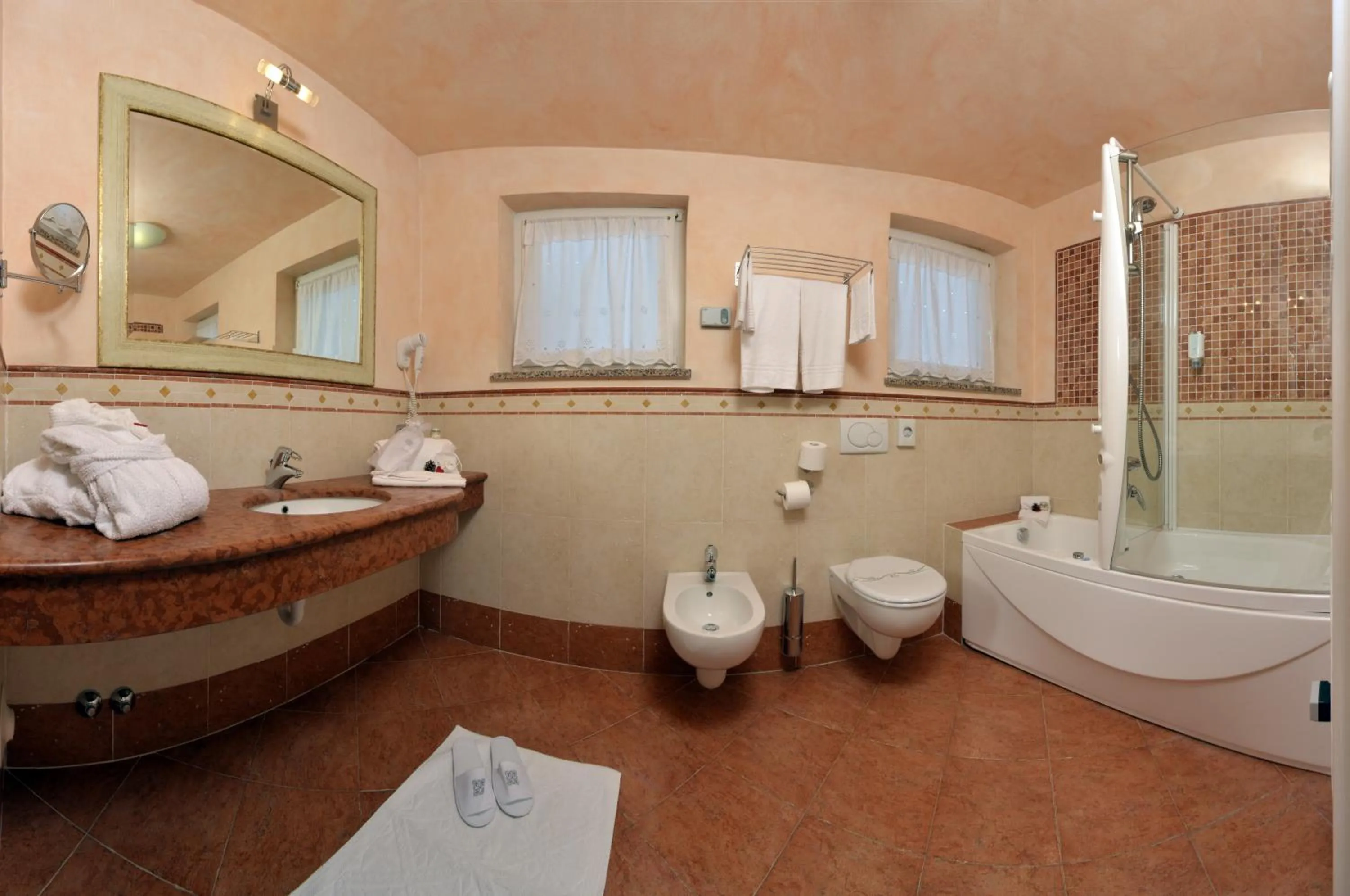 Shower in Hotel B&B Andreas