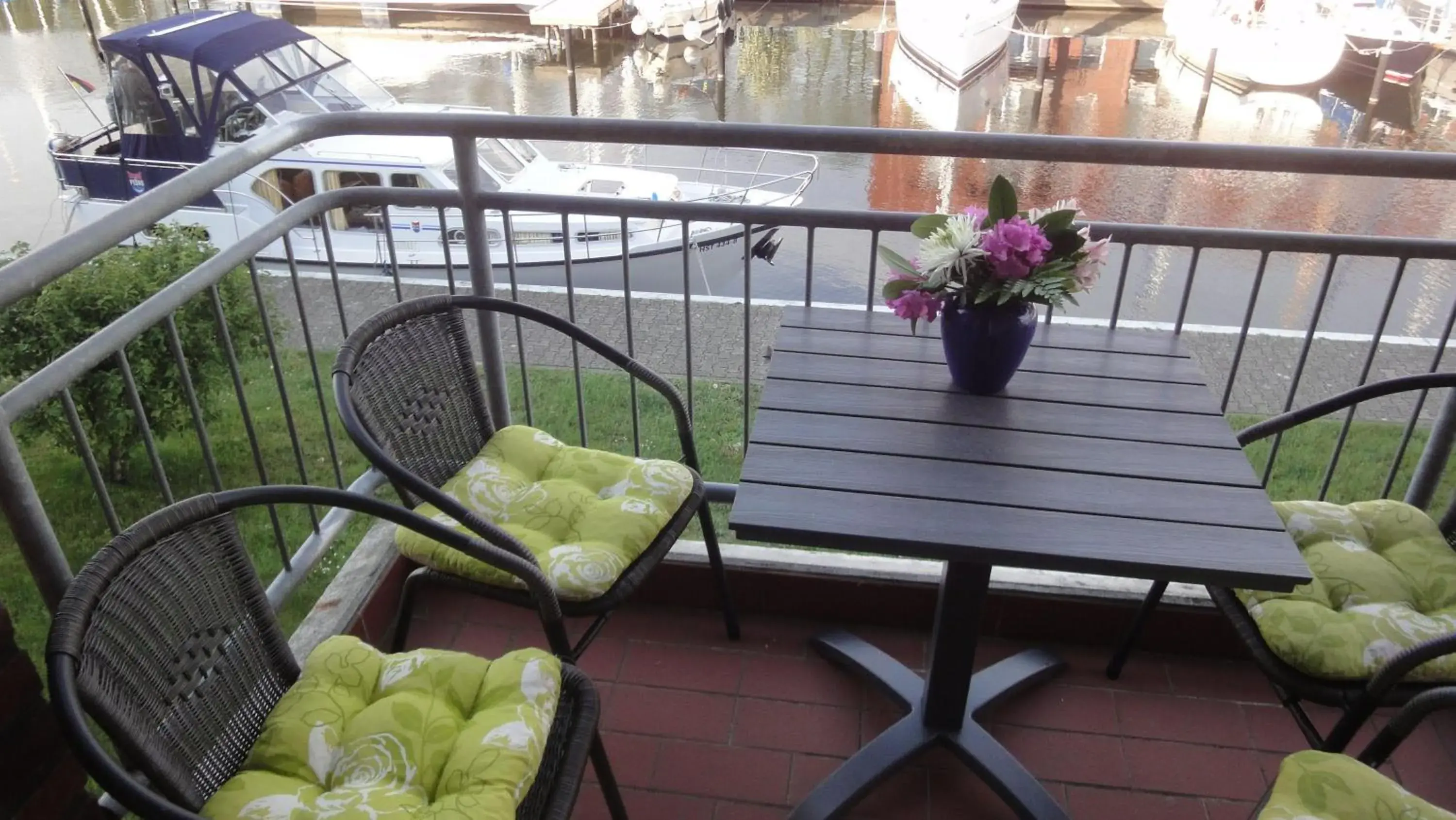 Ferienwohnung-Hafenblick-Ueckermuende-Stettiner-Haff-Ostsee Ferienwohnung-Hafenblick-Ueckermuende-Stettiner-Haff-Ostsee