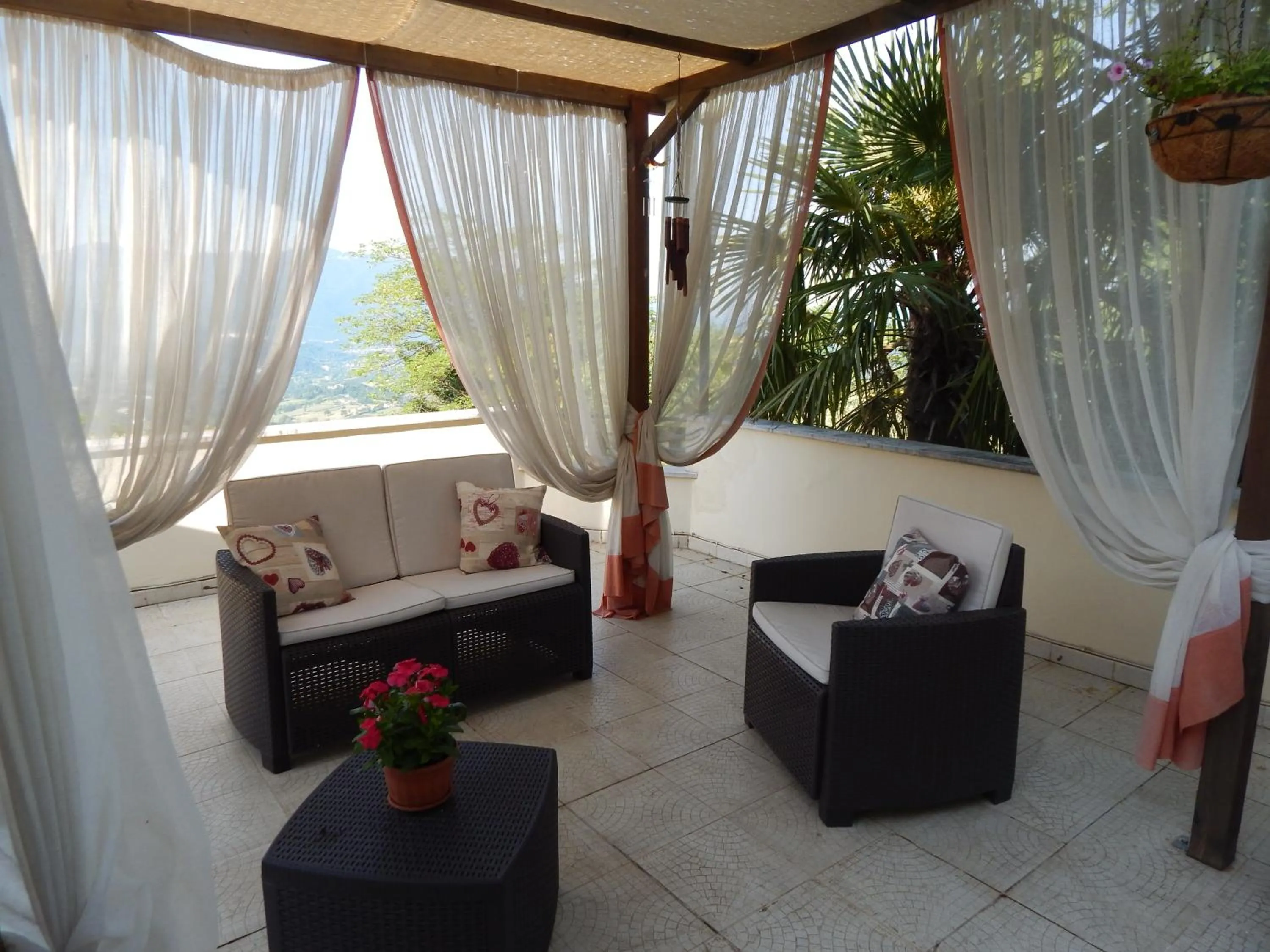 Restaurant/places to eat in B&B La Meta