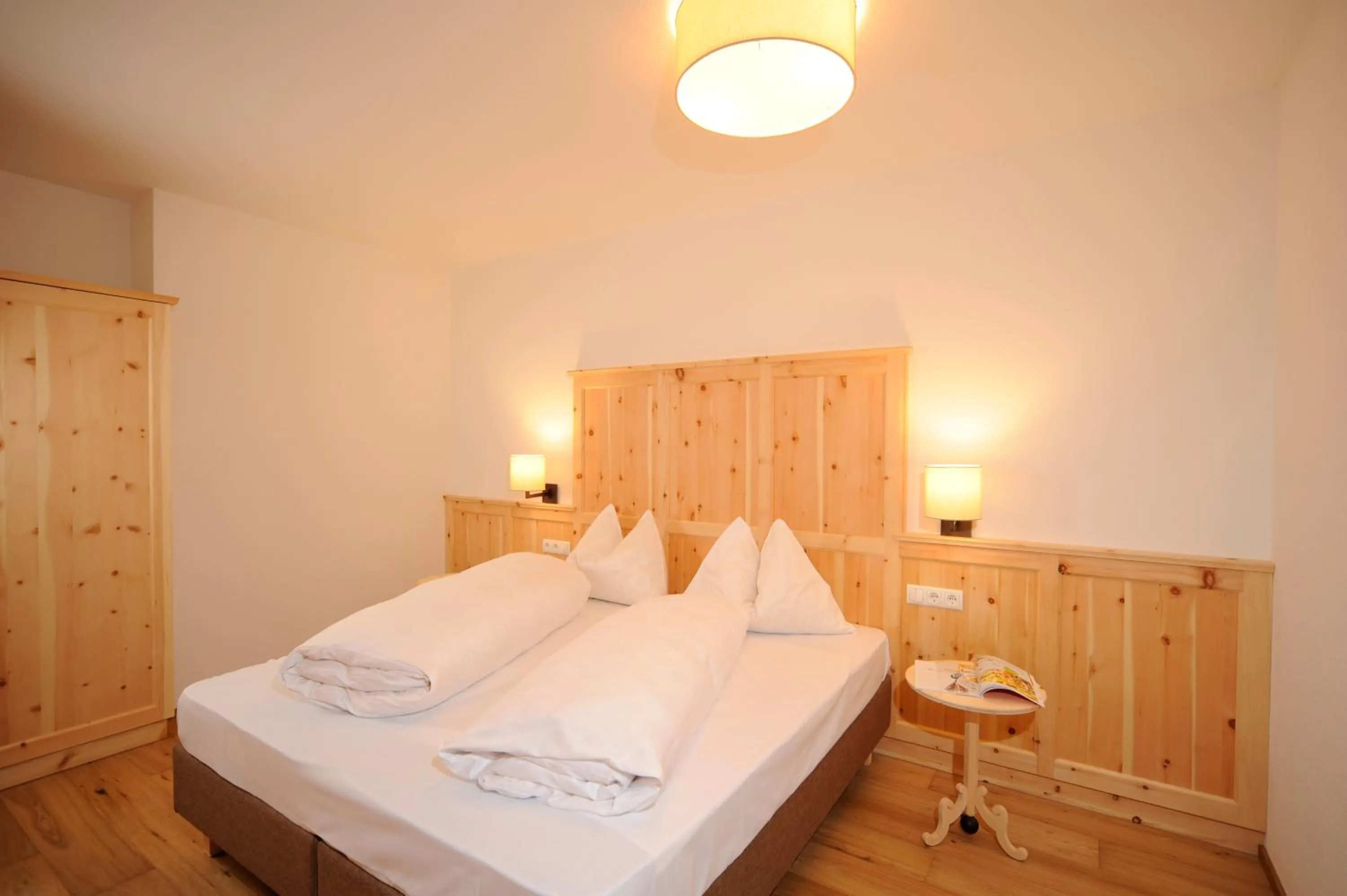 Bed in Hotel Gassenwirt