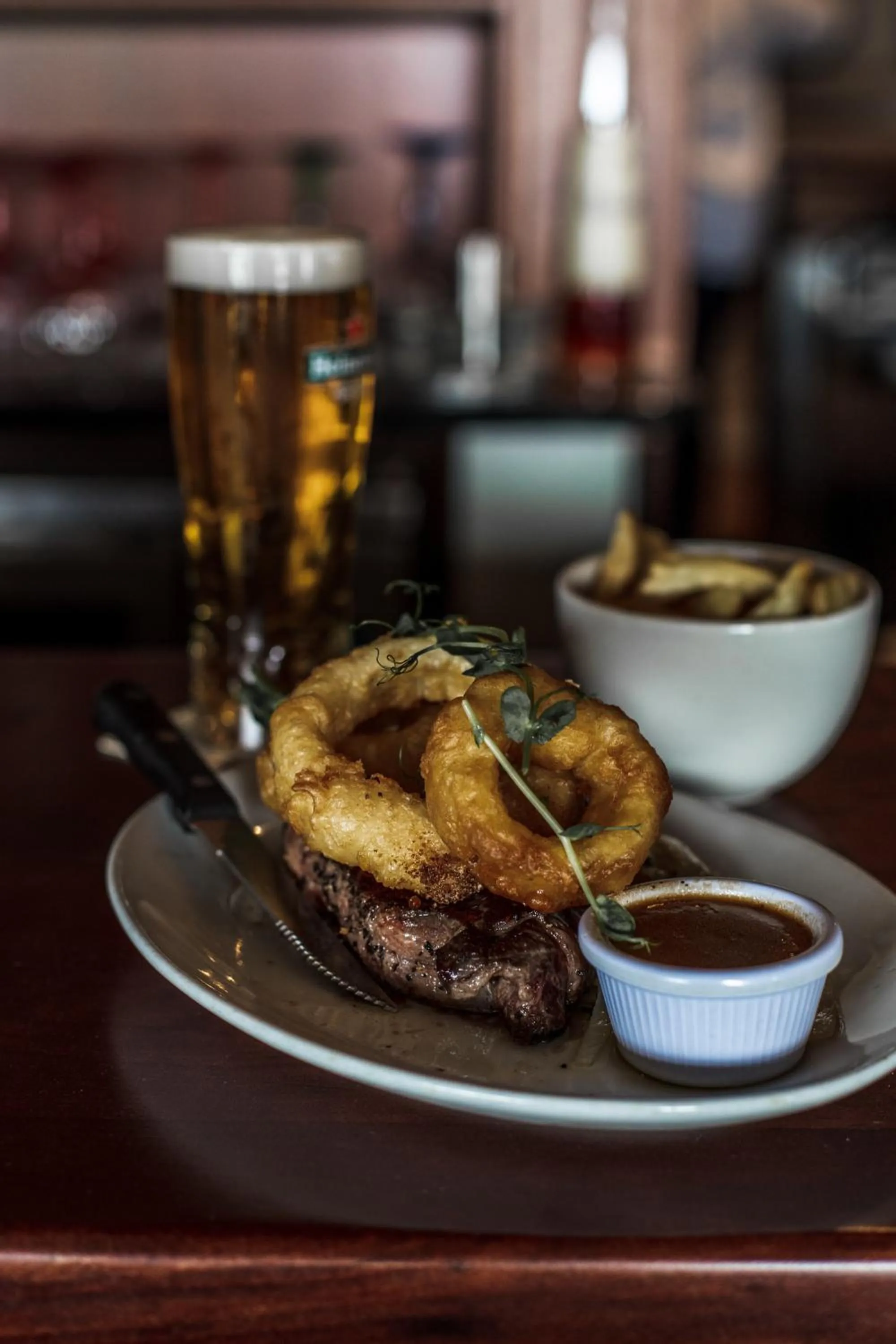 Lounge or bar in The Horse and Hound Hotel