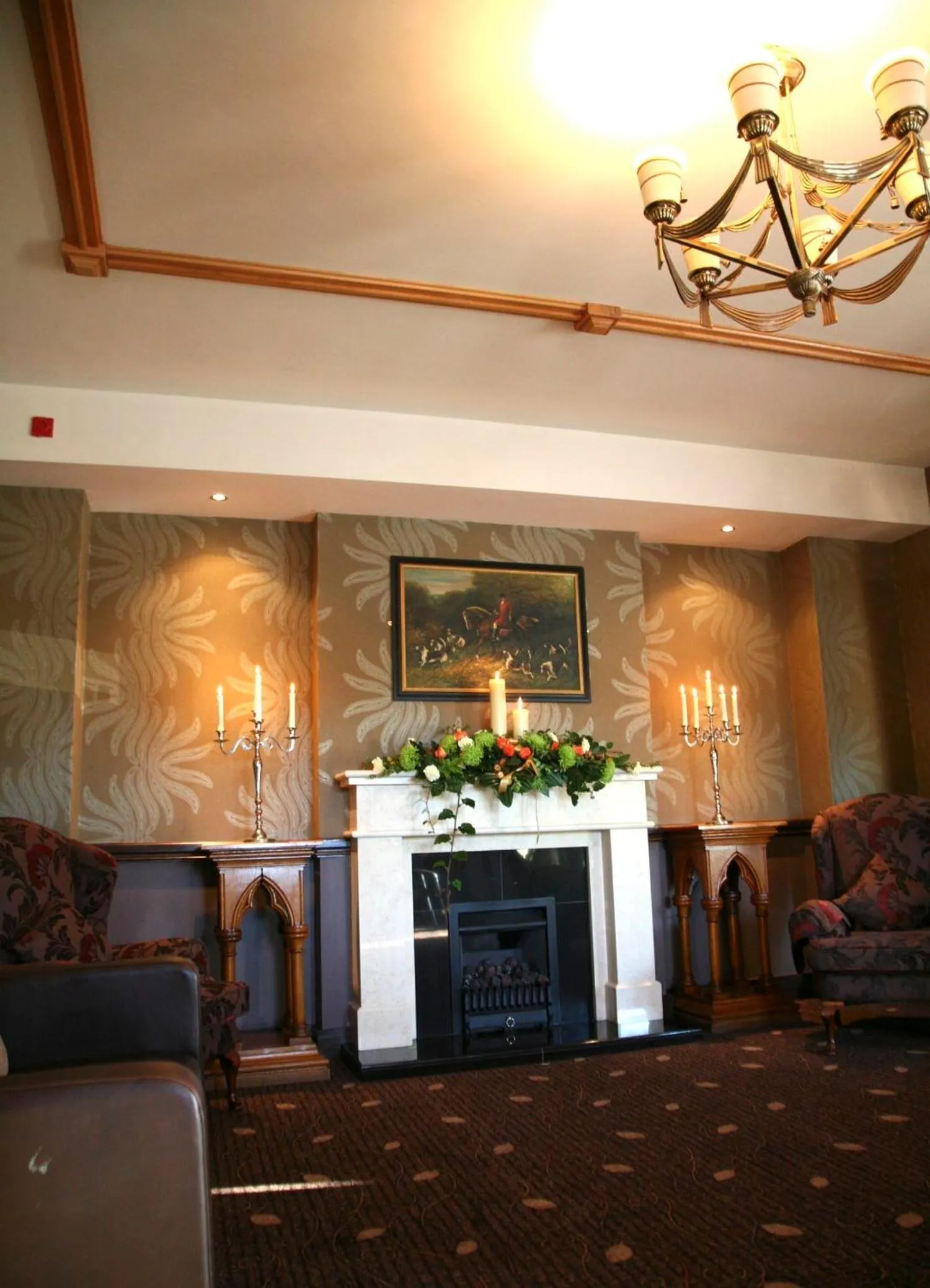 Lobby or reception in The Horse and Hound Hotel