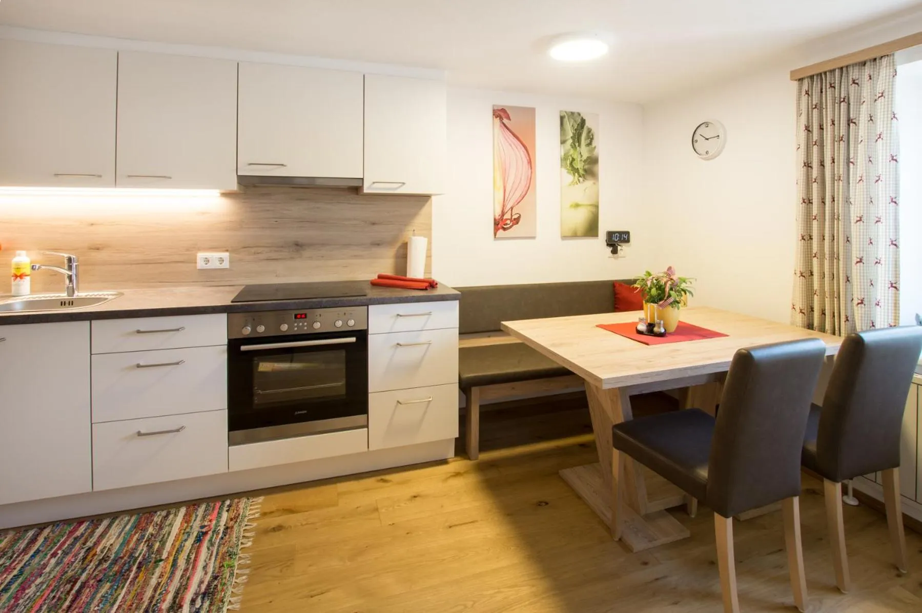 Kitchen or kitchenette in Ferienhof HINTERSTRASSER