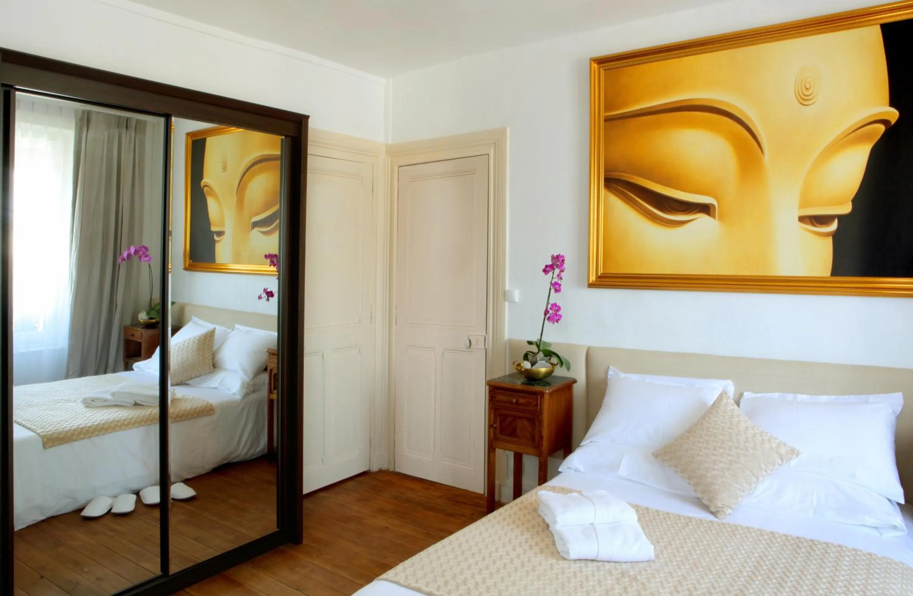 Decorative detail in Castel De Siam