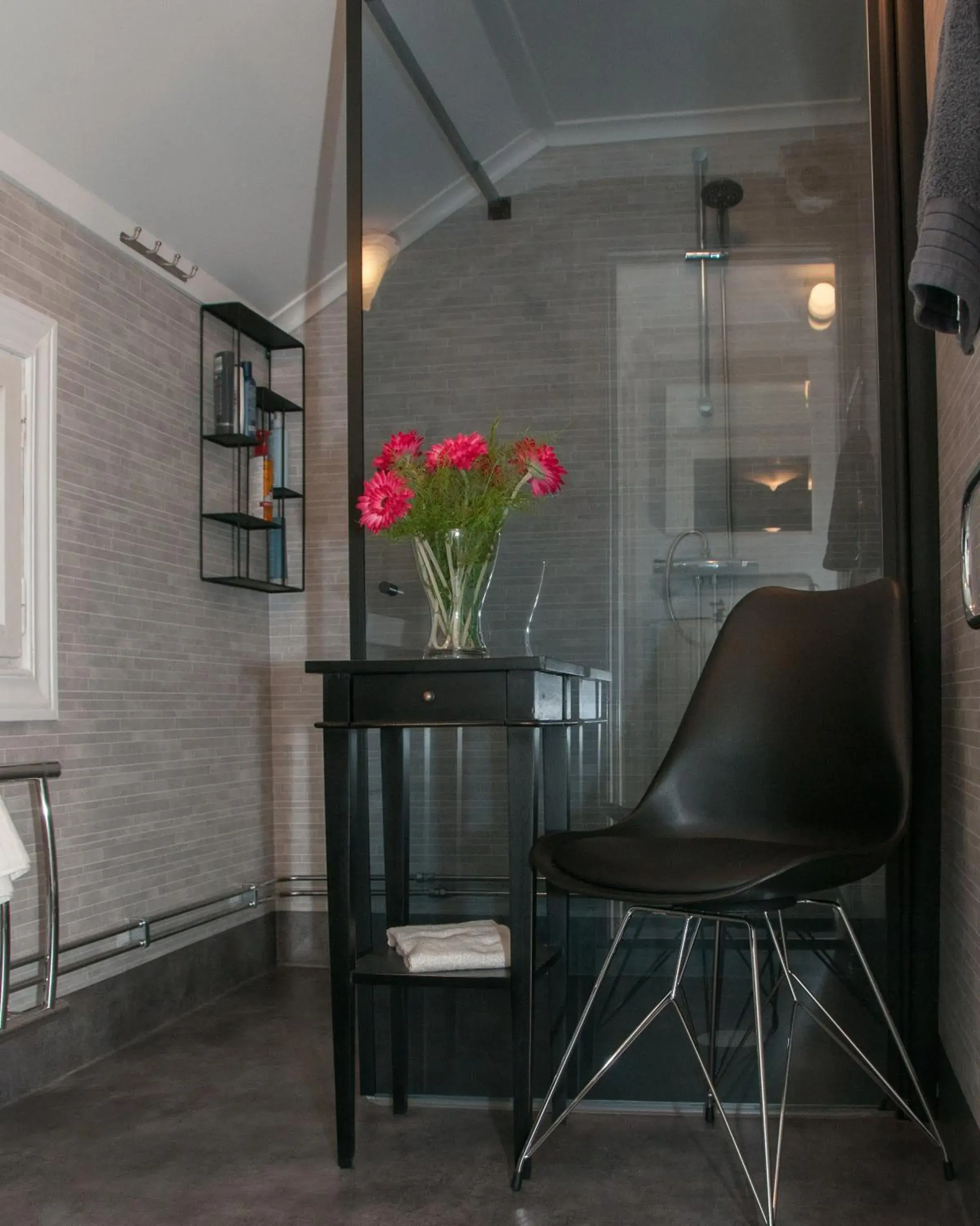 Ekeby i Bro Ekeby i Bro