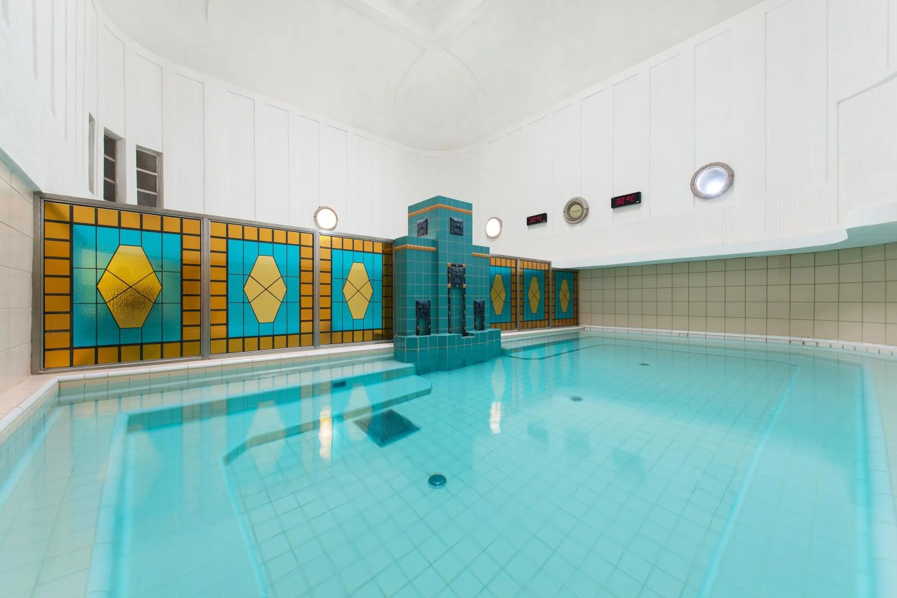 Spa and wellness centre/facilities in Ensana Thermia Palace