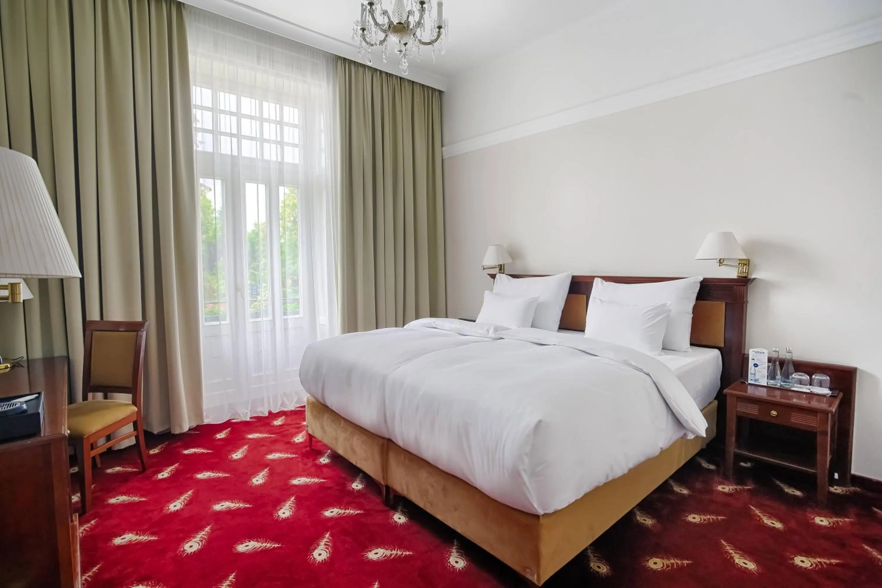 Bed in Ensana Thermia Palace