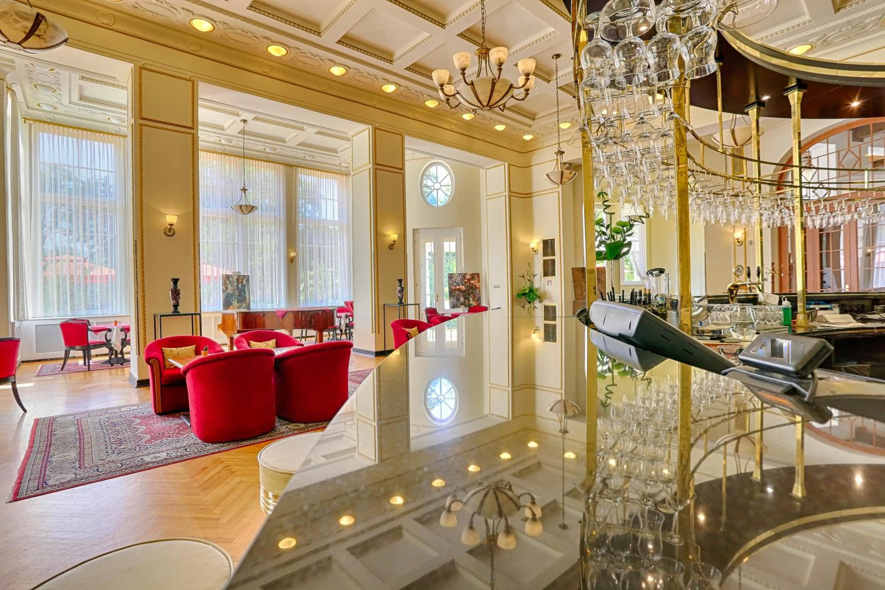 Lounge or bar in Ensana Thermia Palace