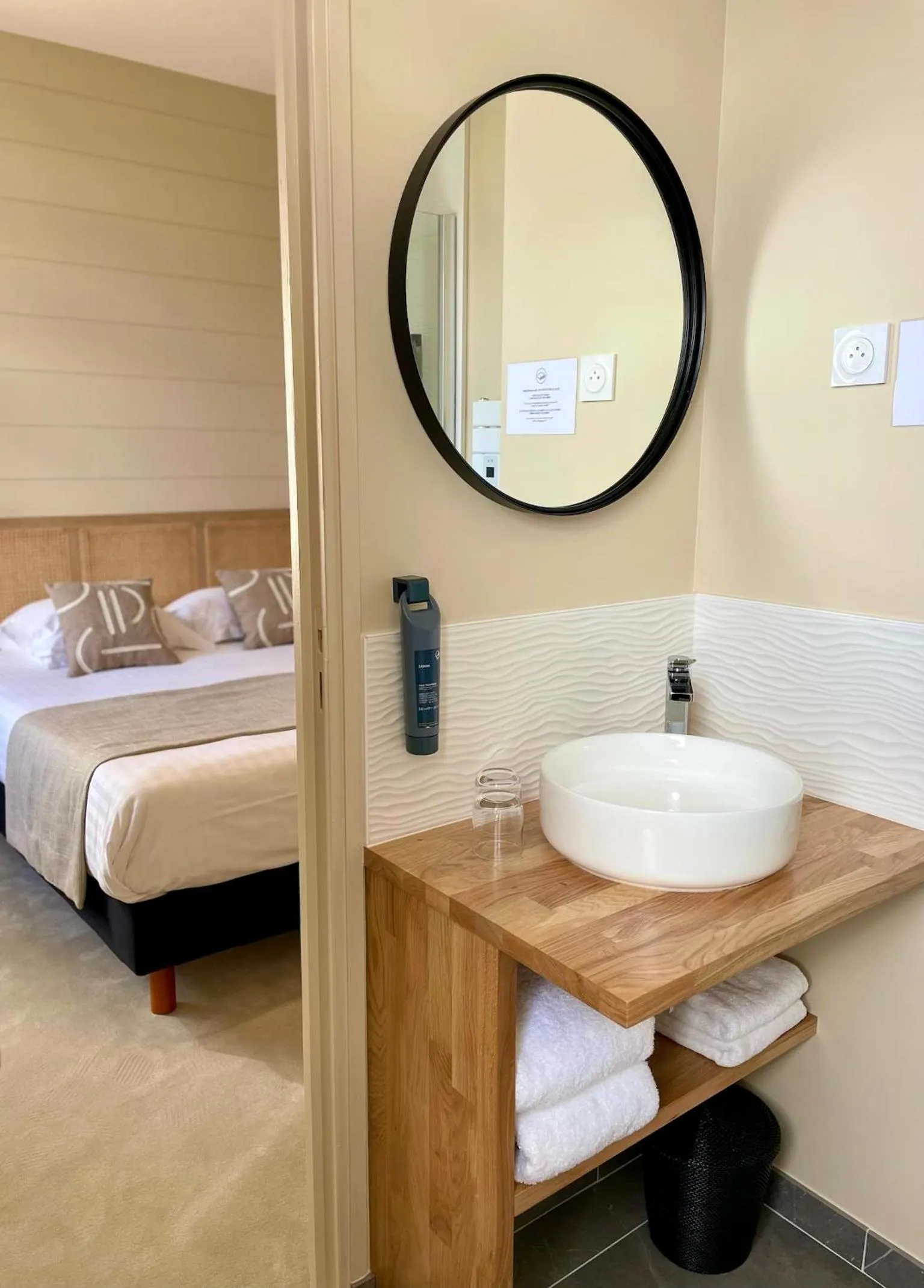 Bed in Hôtel Les Costans, The Originals Relais