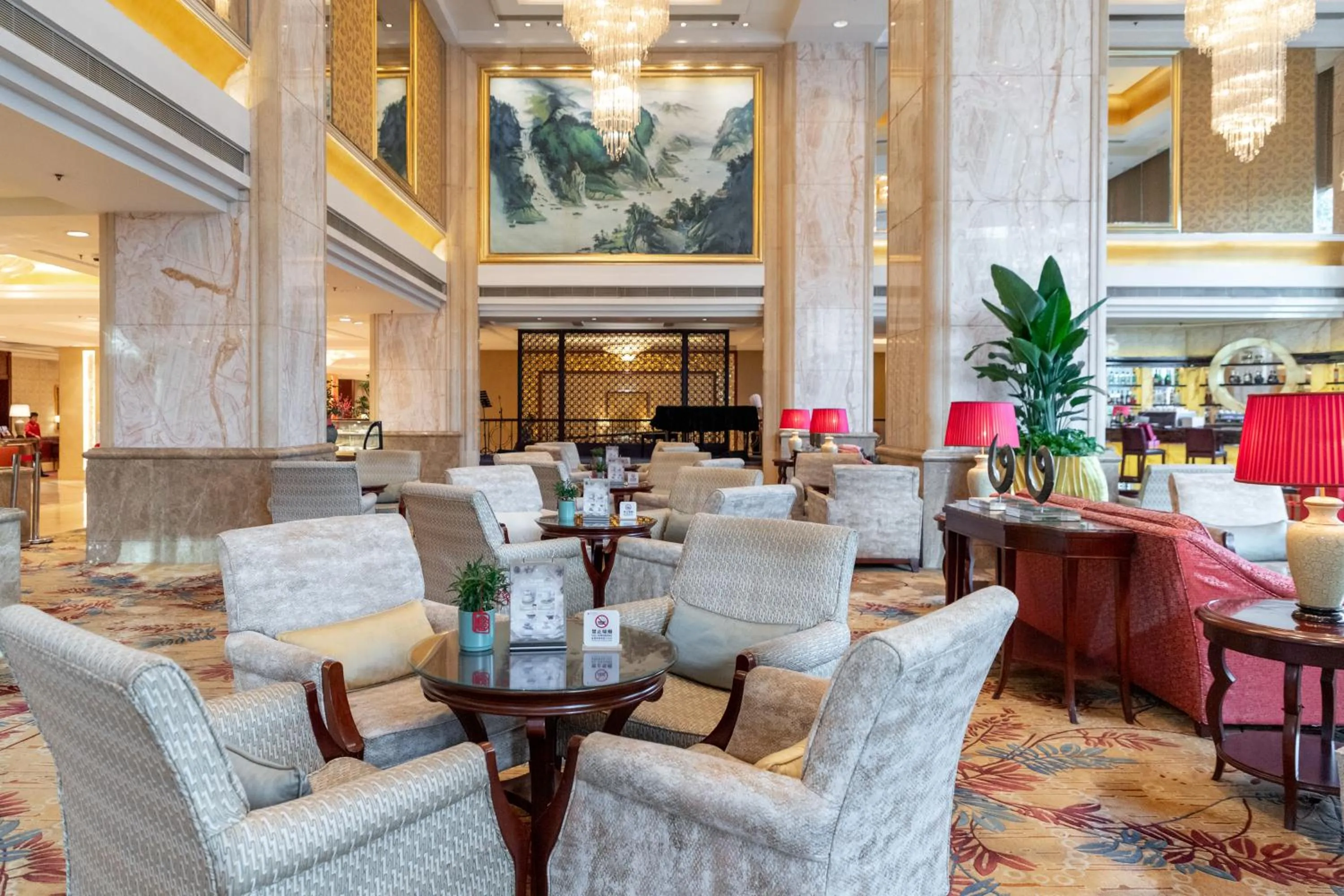 Restaurant/places to eat in Shangri-La Wuhan