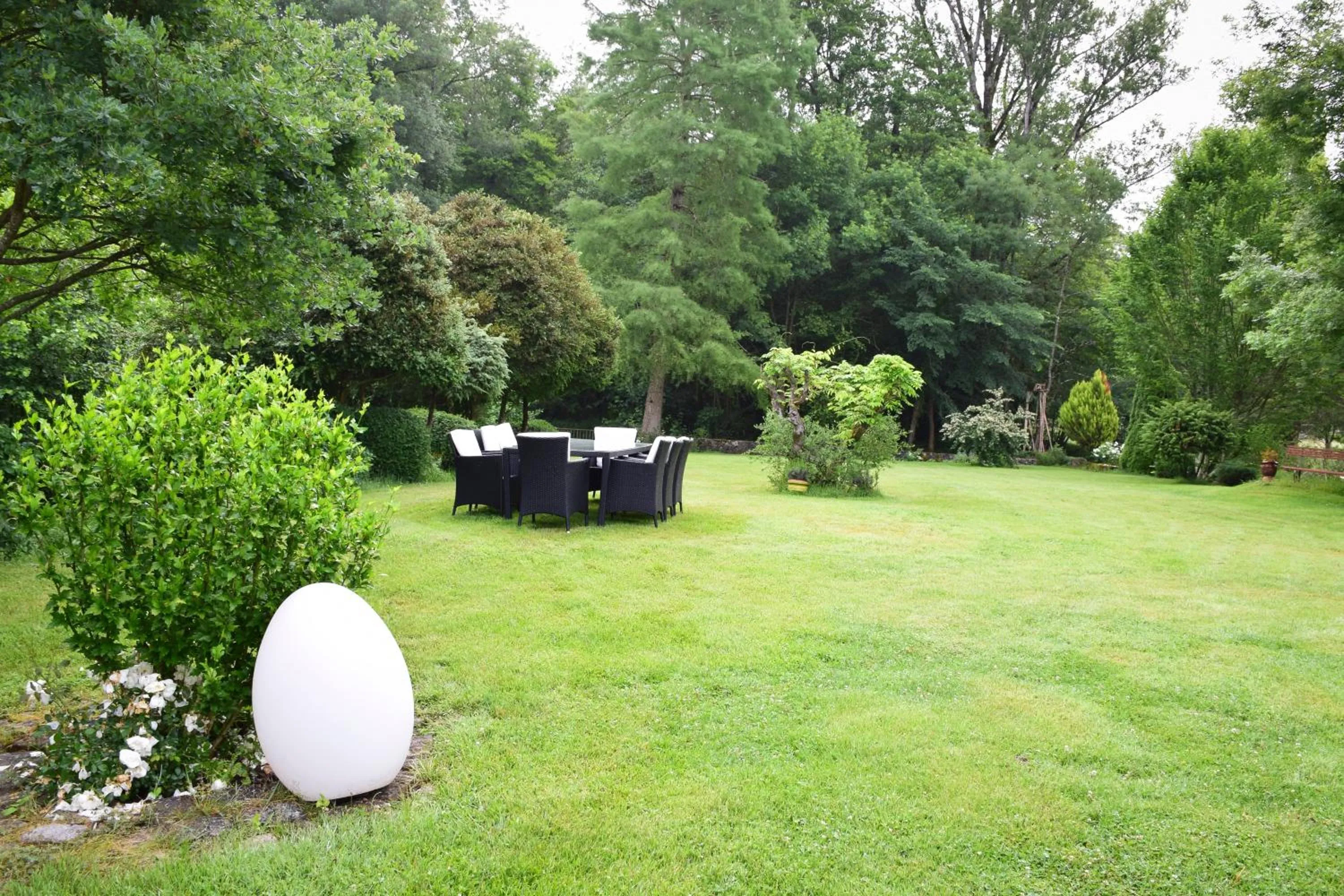 Property building in Moulin De Ladausse