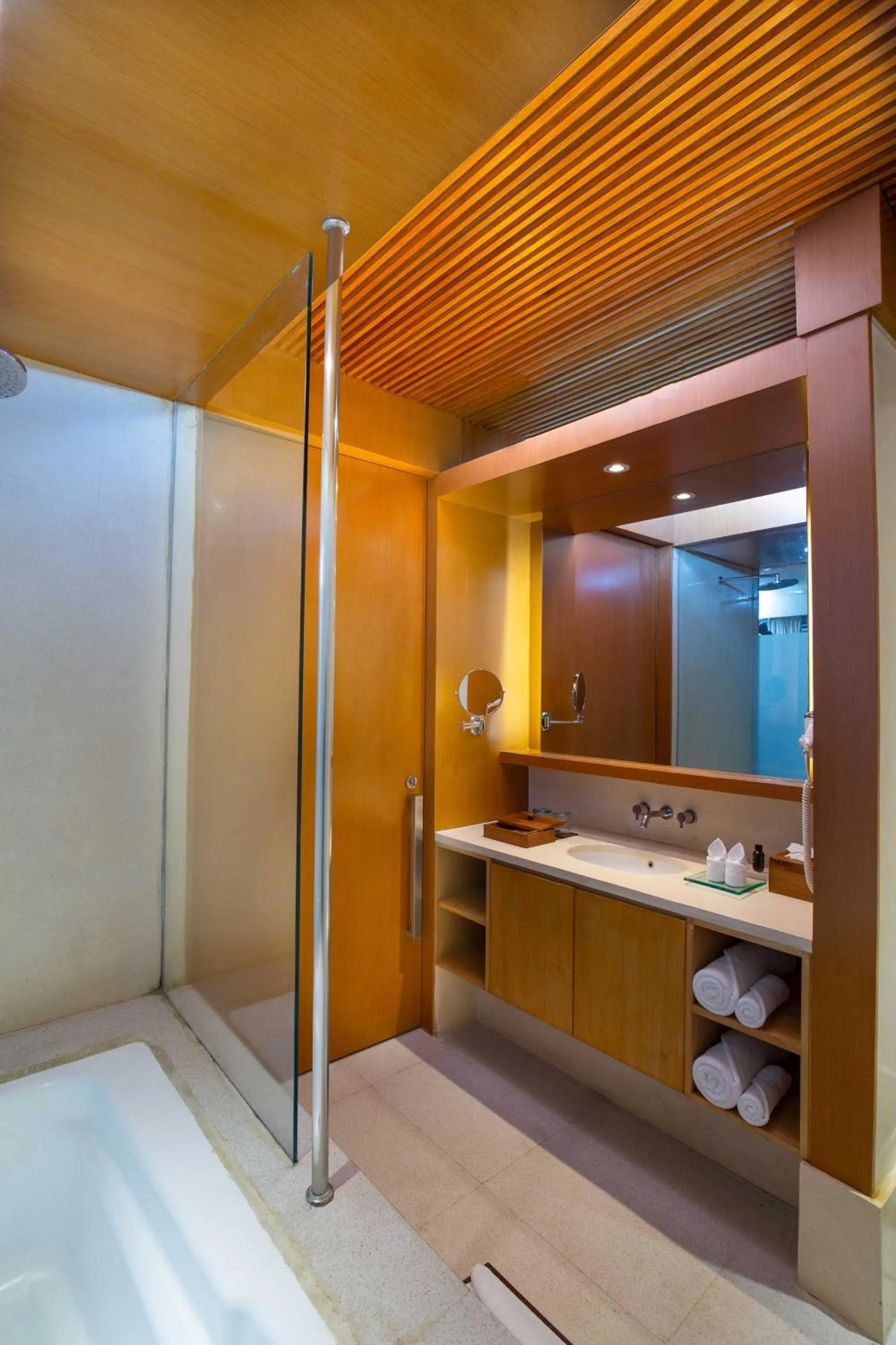 Shower in THE HAVEN Bali Seminyak