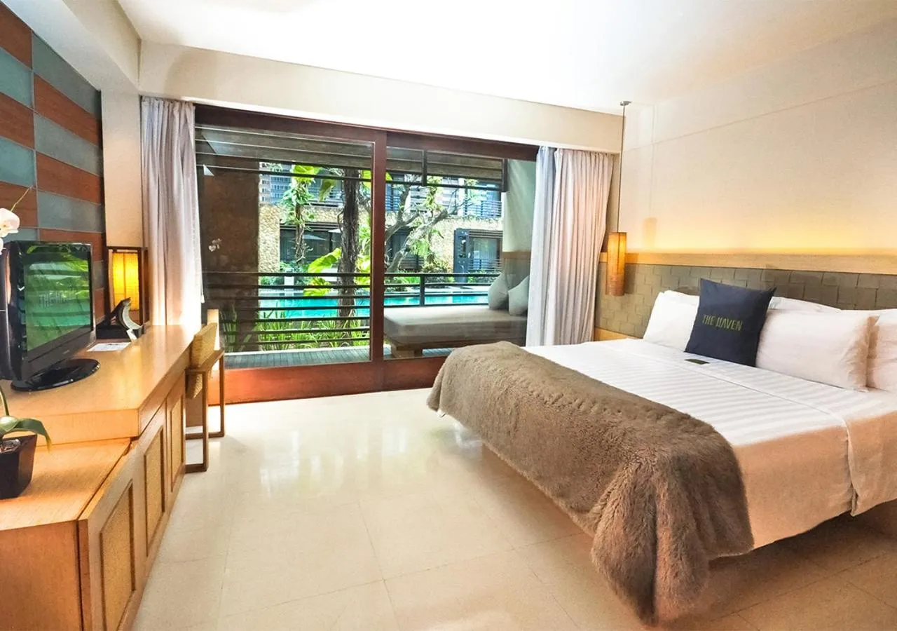 Communal lounge/ TV room, Bed in THE HAVEN Bali Seminyak