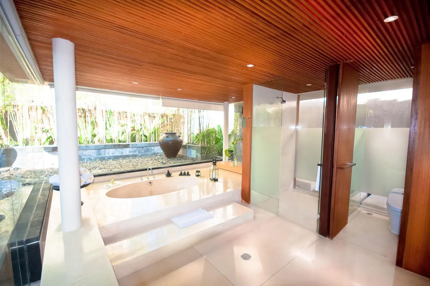 Shower in THE HAVEN Bali Seminyak