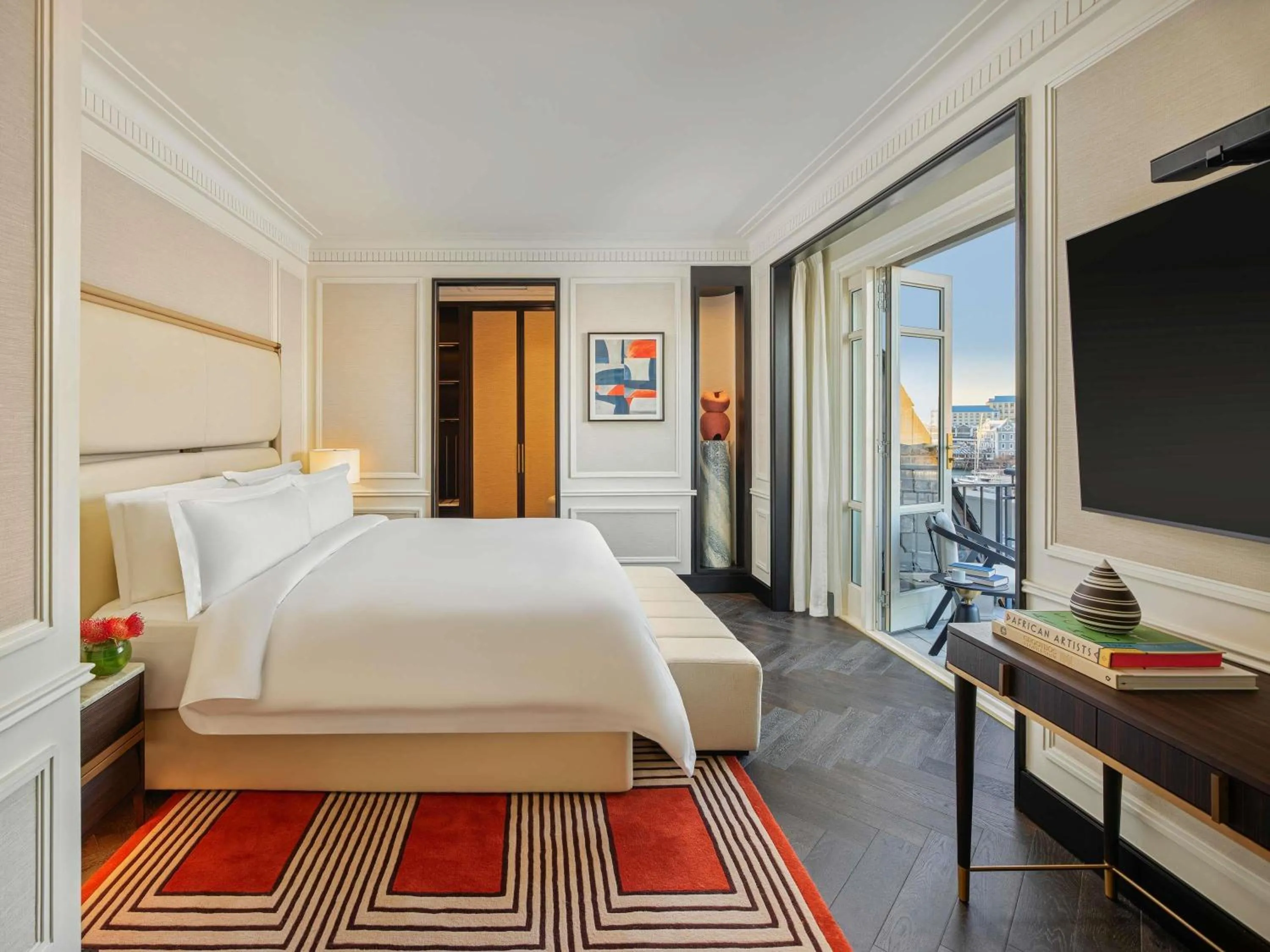 Bedroom, Bed in Cape Grace, A Fairmont Managed Hotel