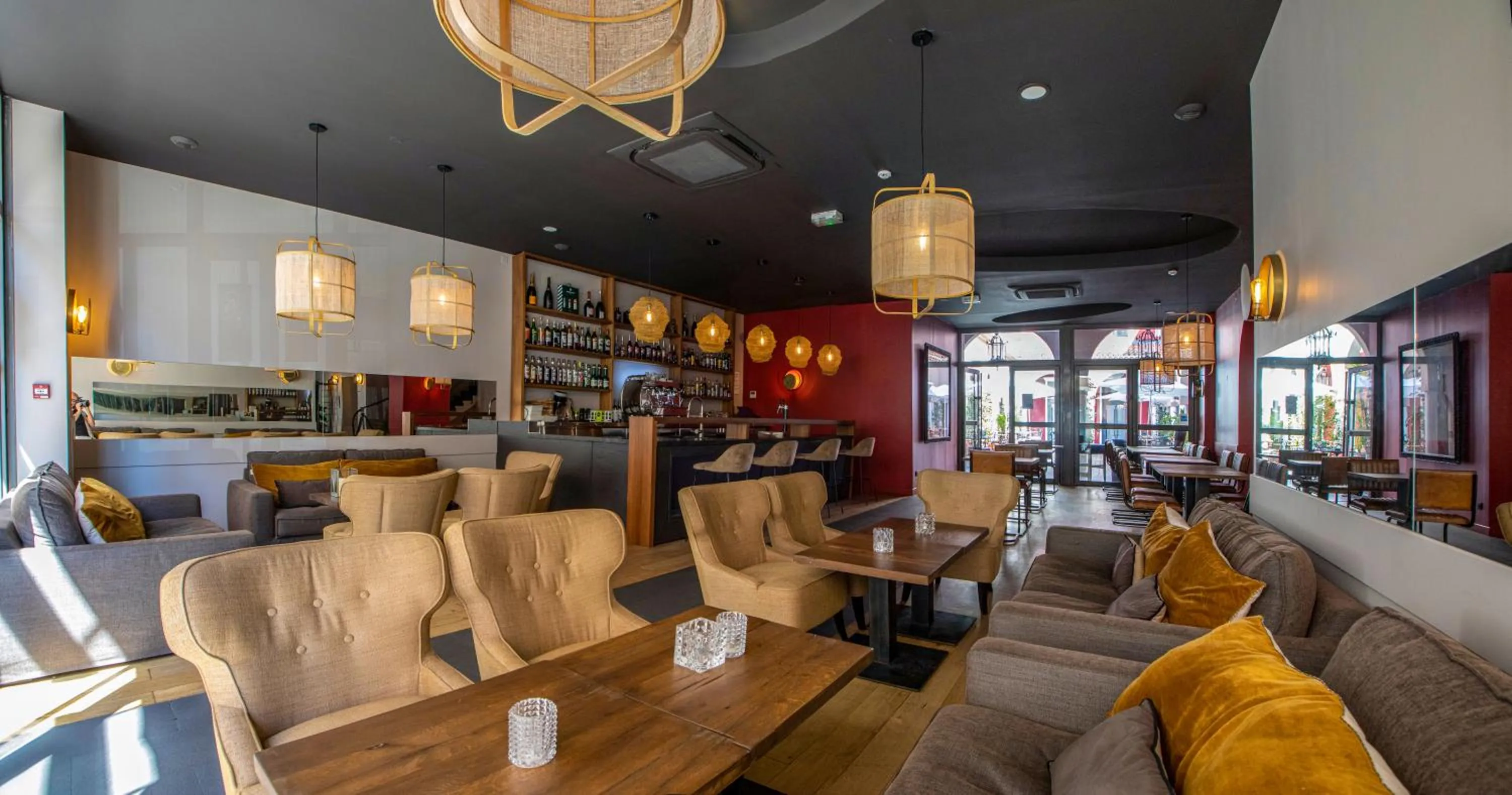 Lounge or bar in Hôtel De Paris