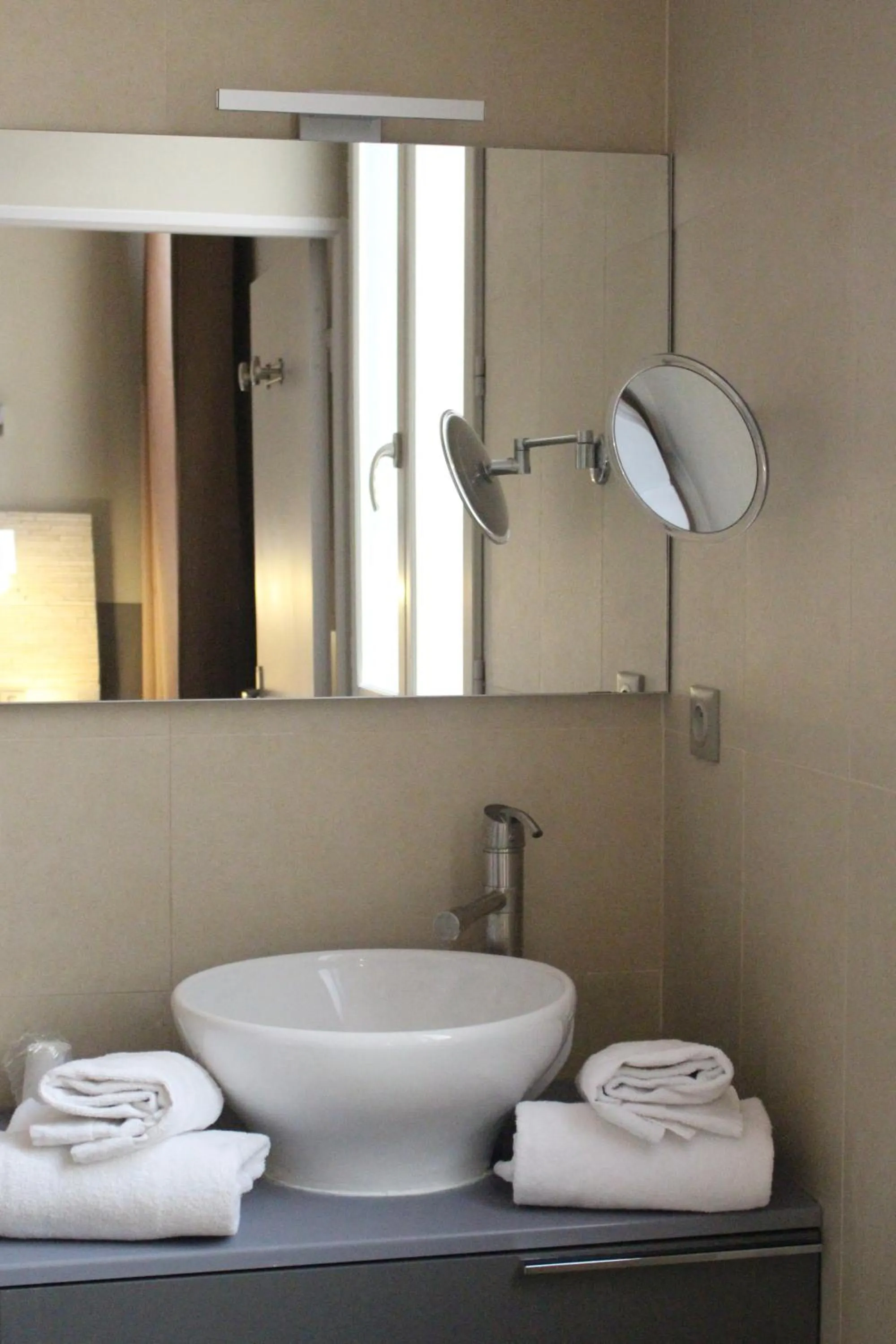 Bathroom in Hôtel De Paris