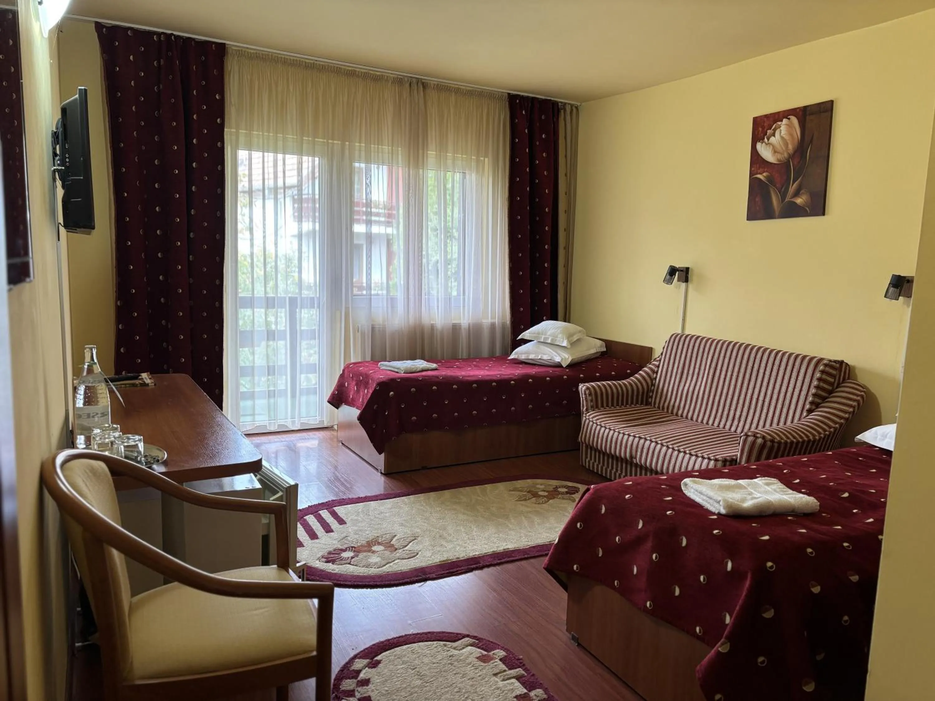 Photo of the whole room, Bed in Casa Bazna