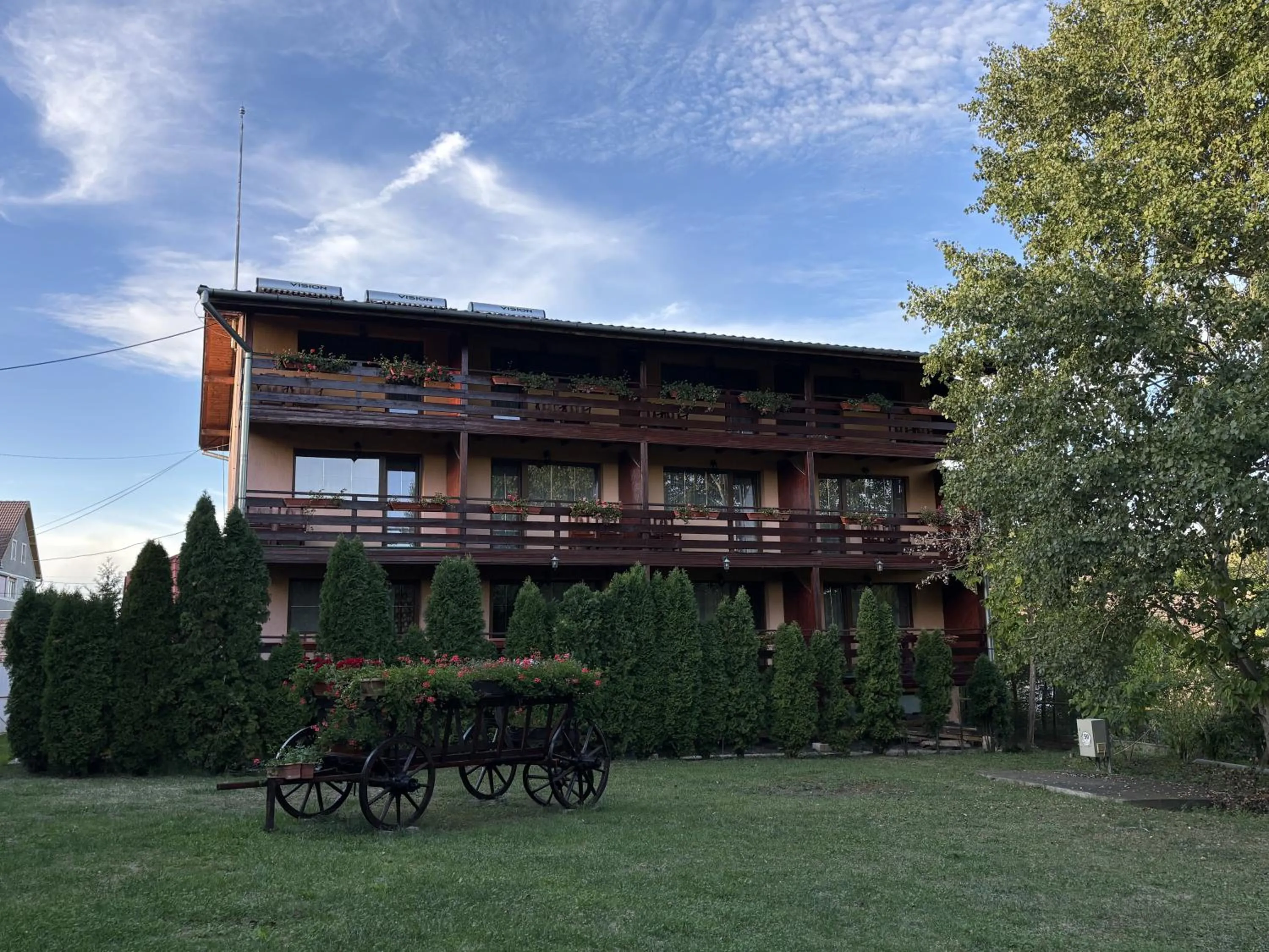 Property building in Casa Bazna