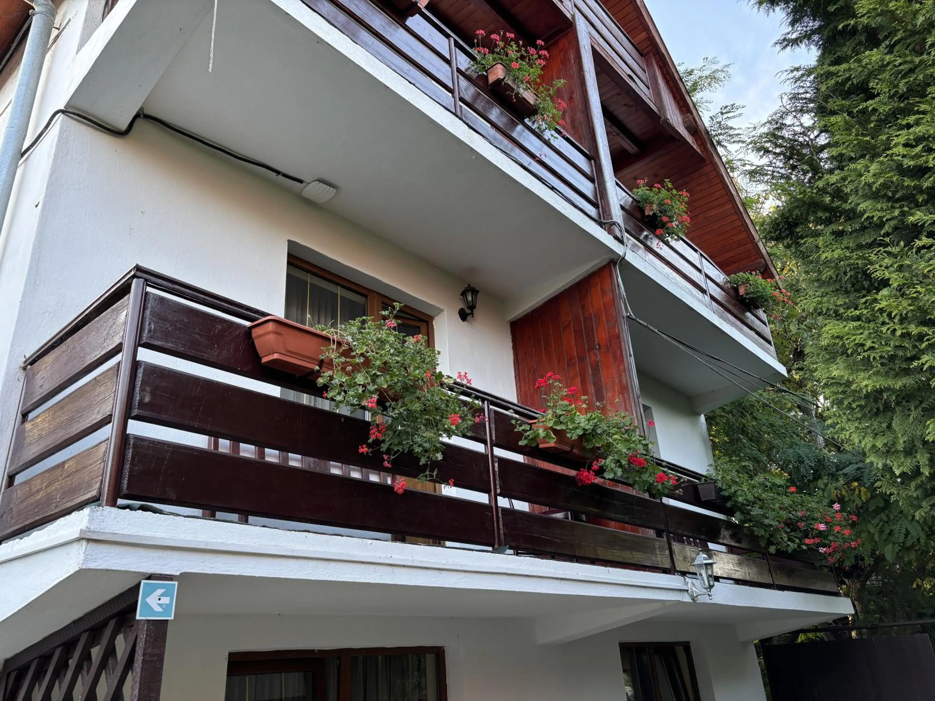 Property building in Casa Bazna