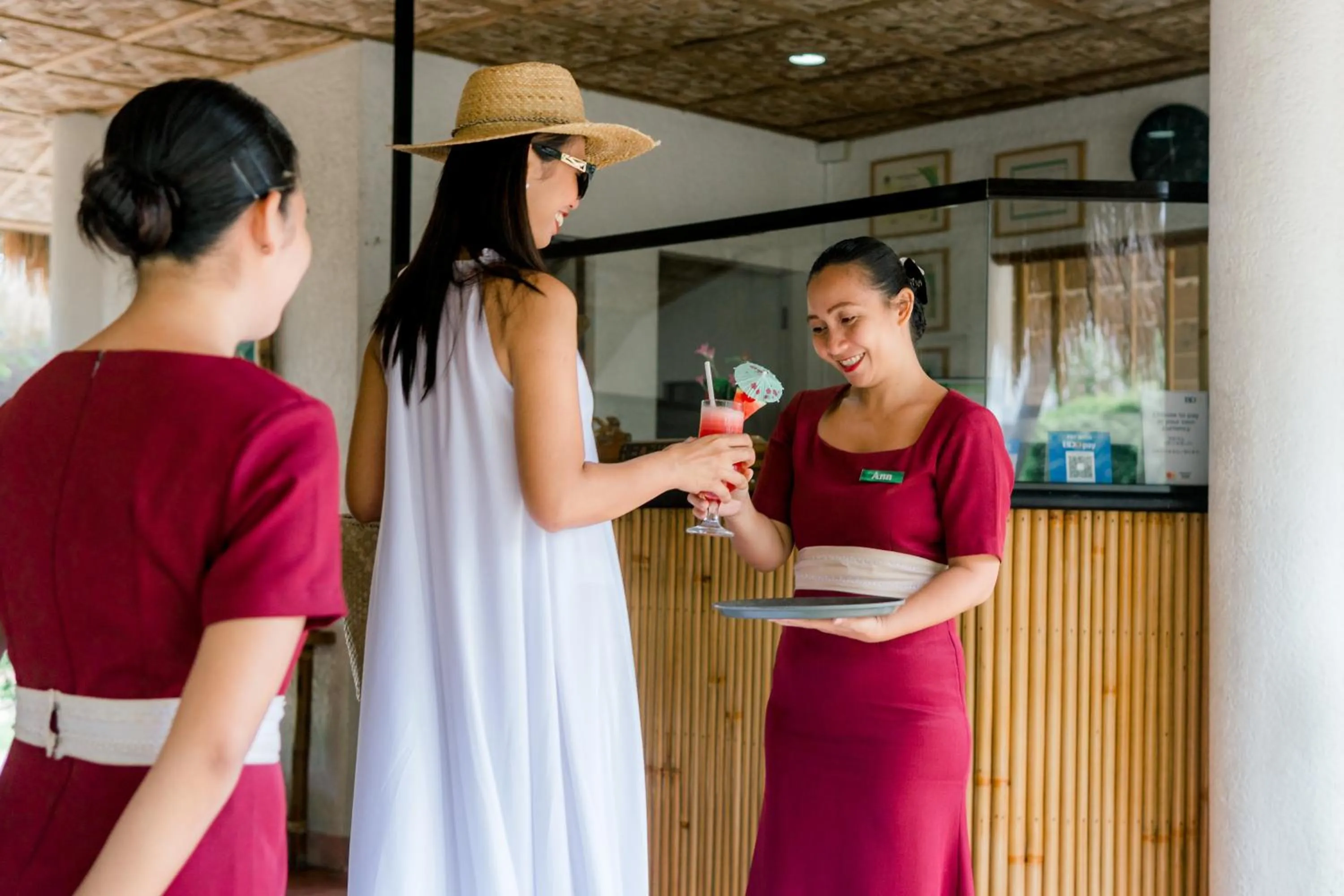 Staff in Pura Vida Beach & Dive Resort