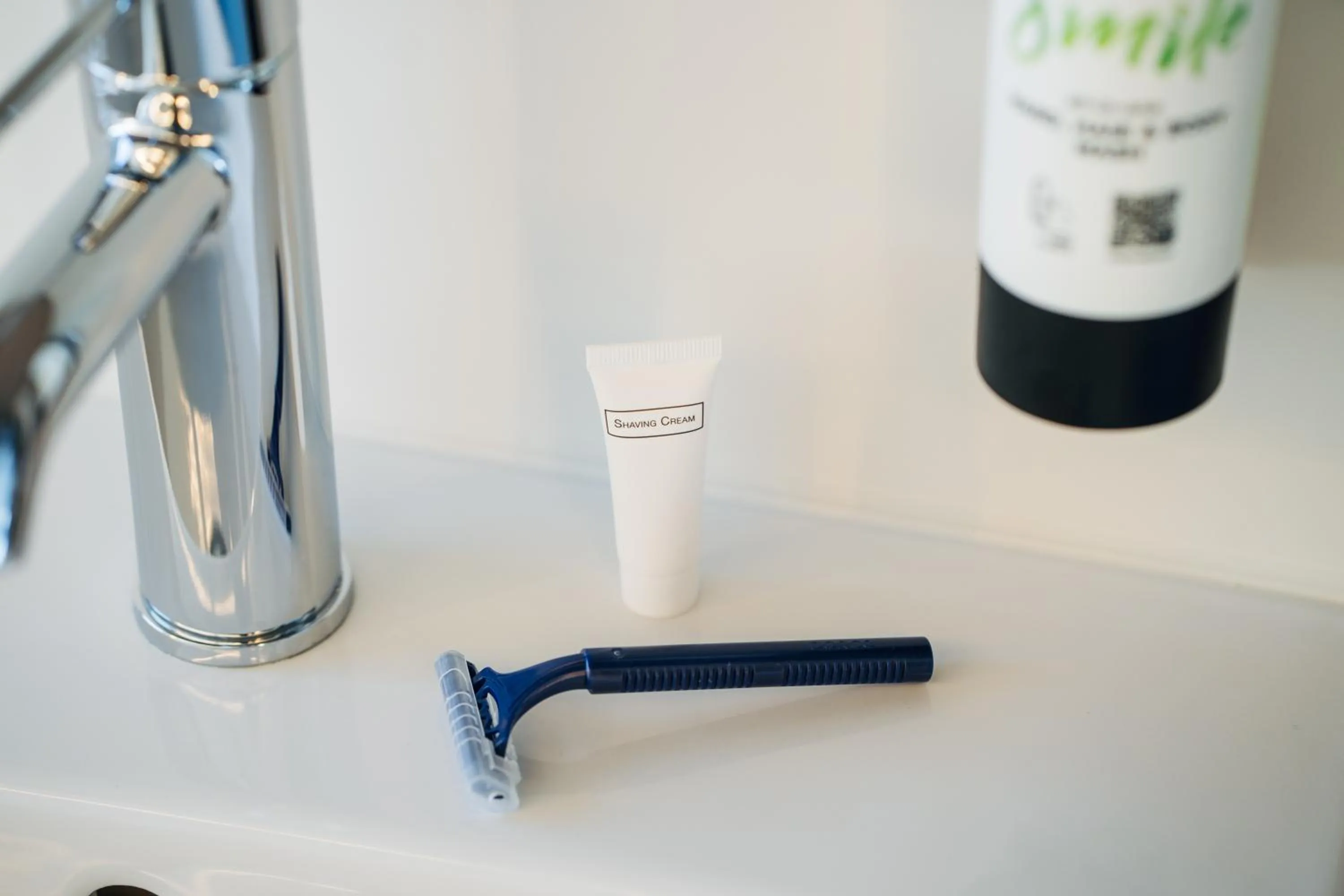 Bathroom in MY CLOUD Transit Hotel - Guests with international flight only!