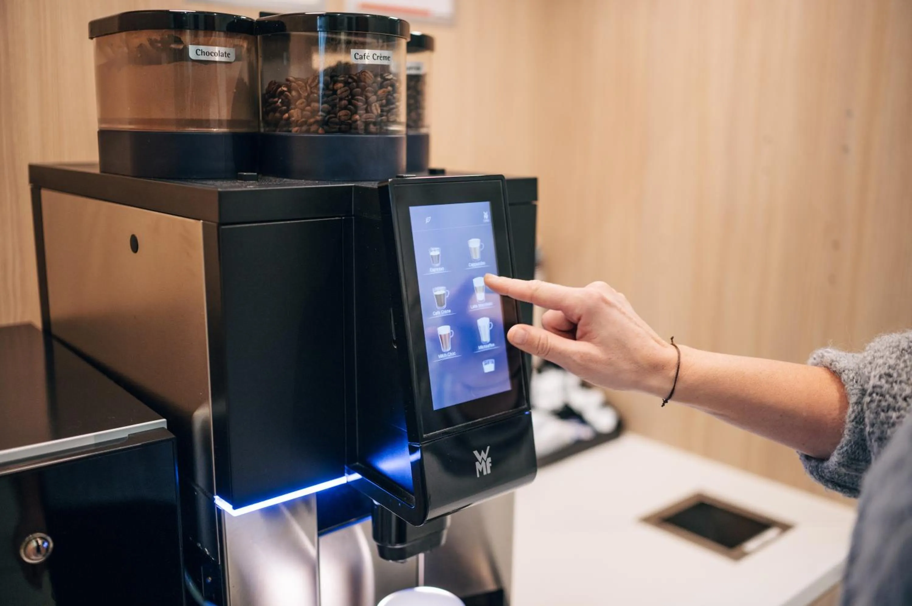 Coffee/tea facilities in MY CLOUD Transit Hotel - Guests with international flight only!