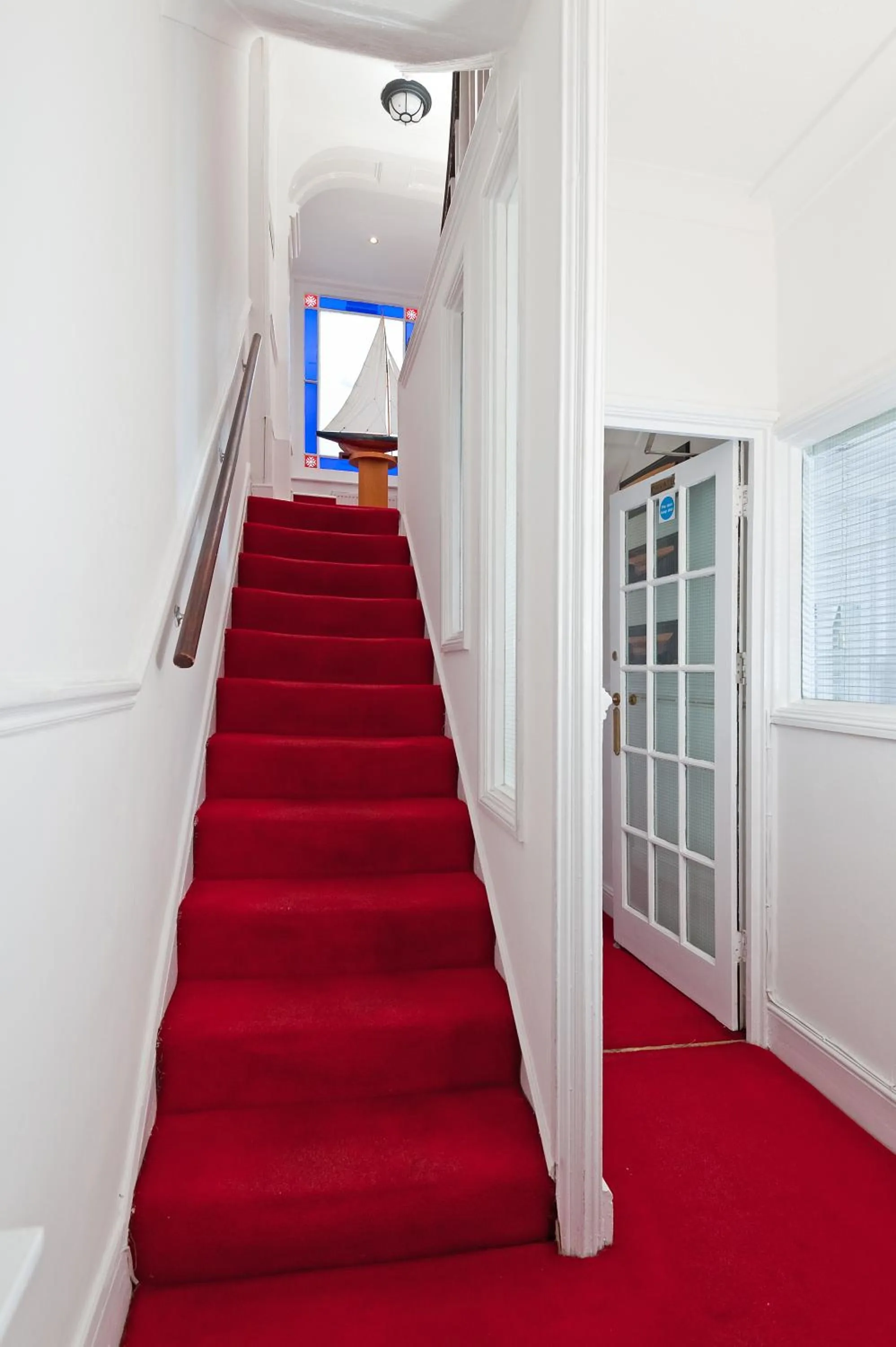 Entertainment in Hamptons Brighton