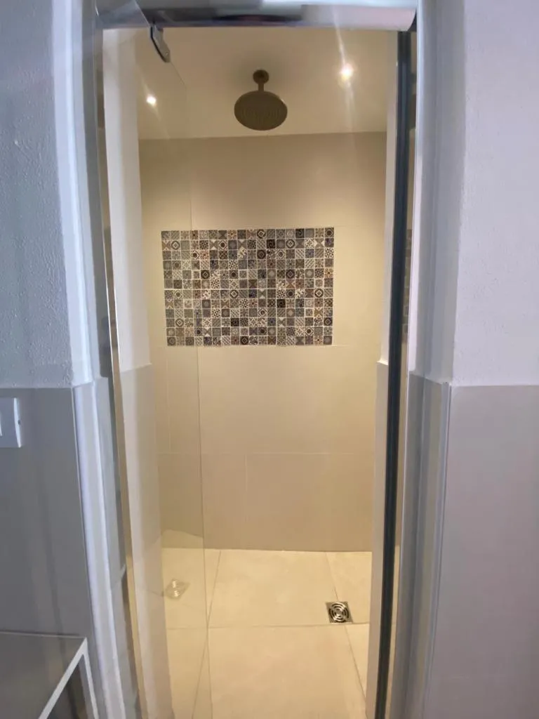 Shower in Trame - La Naca sul Porto