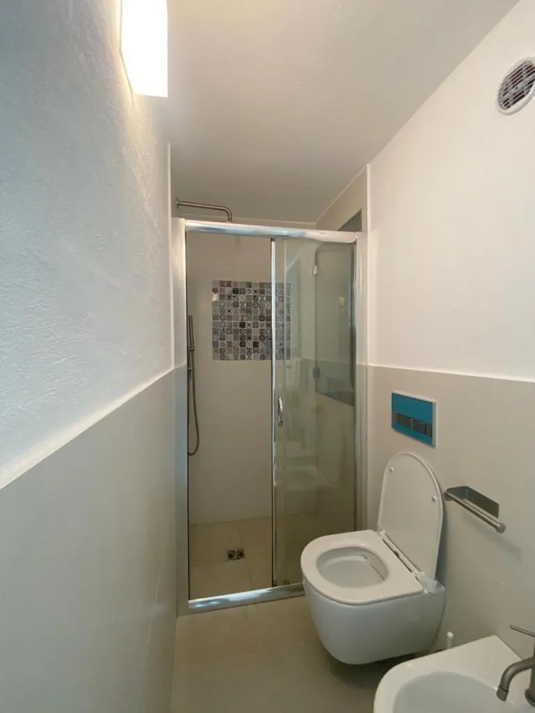 Shower in Trame - La Naca sul Porto