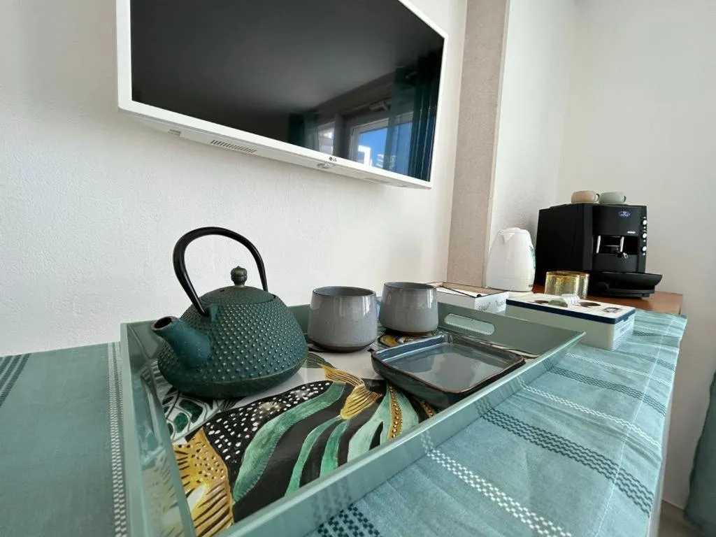 Coffee/tea facilities in Trame - La Naca sul Porto