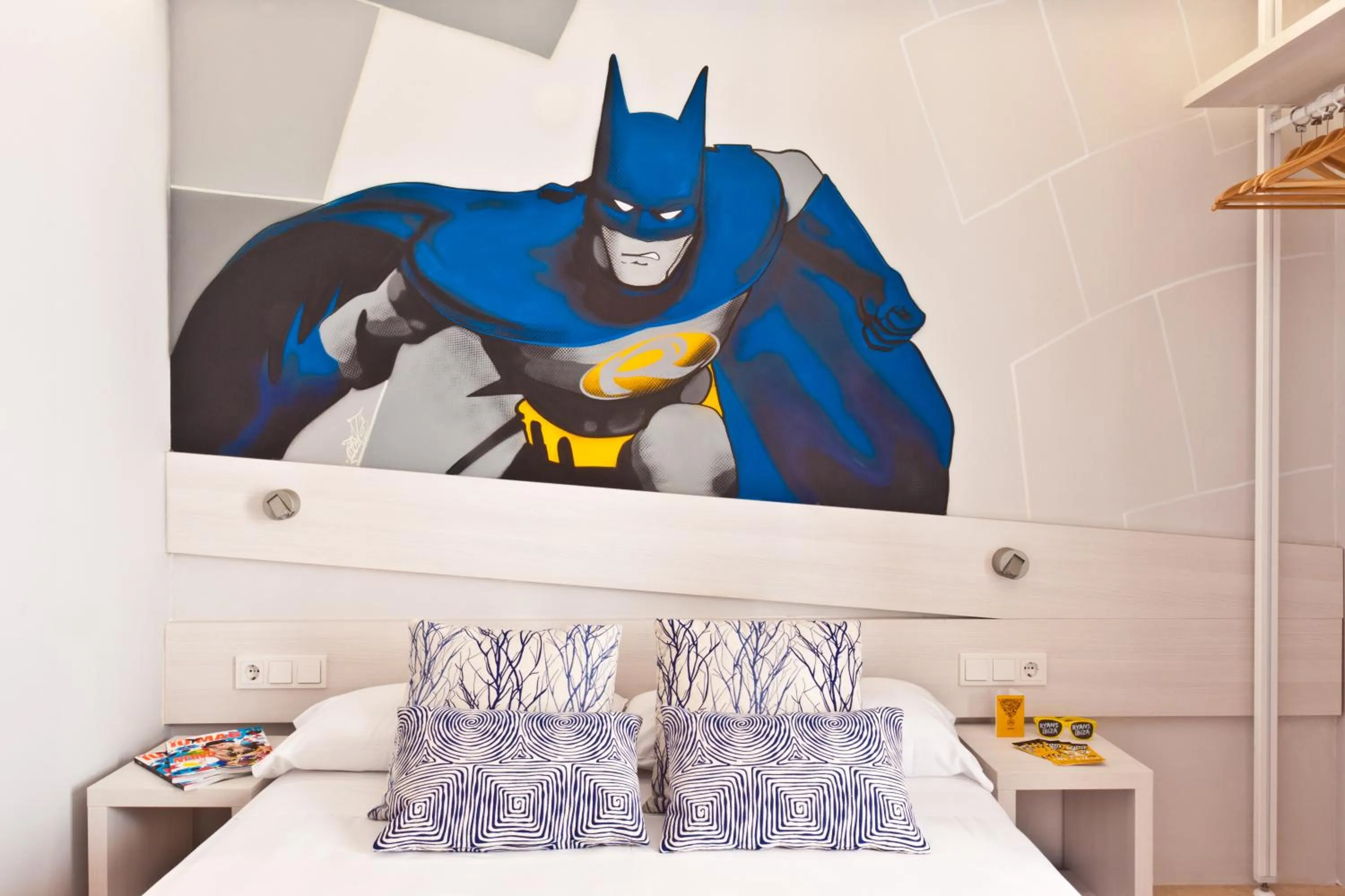 Bed in Ryans La Marina