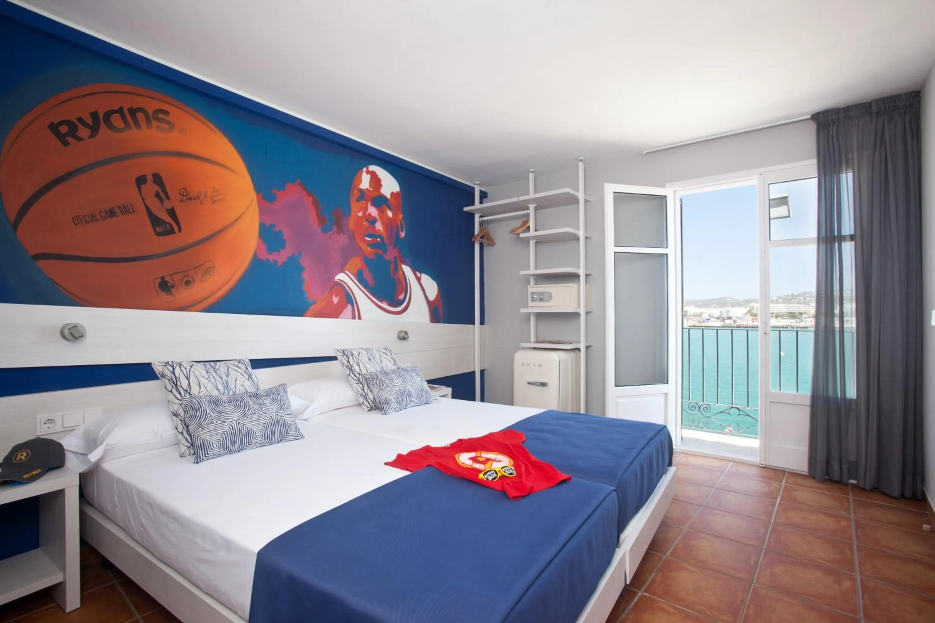 View (from property/room), Bed in Ryans La Marina