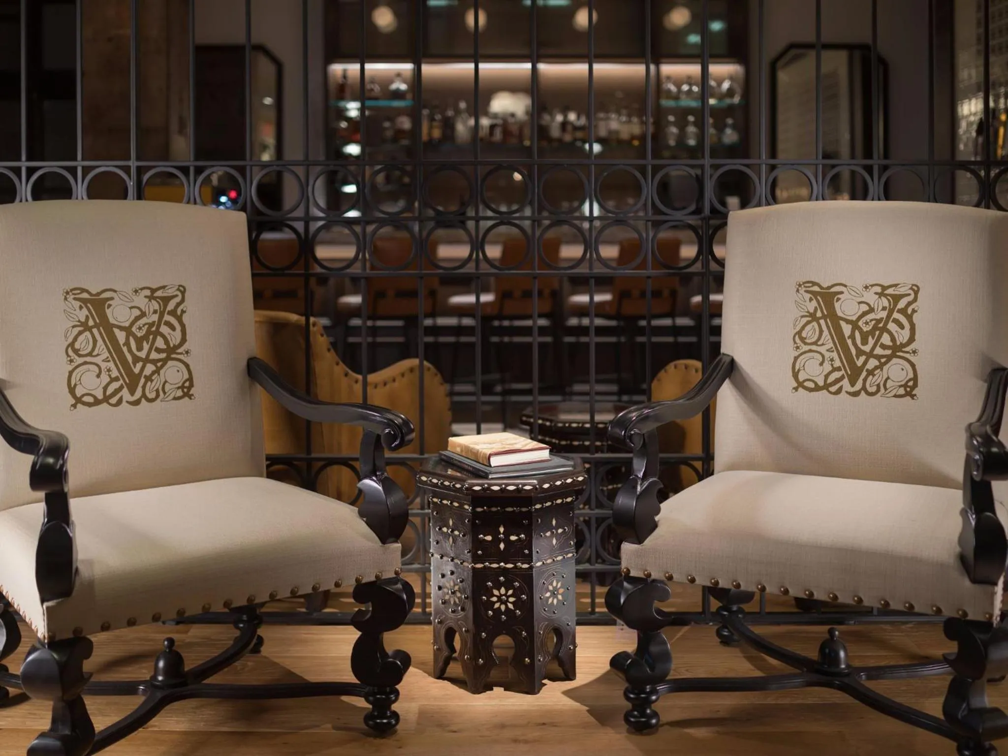 Seating area in Hotel Valencia Riverwalk