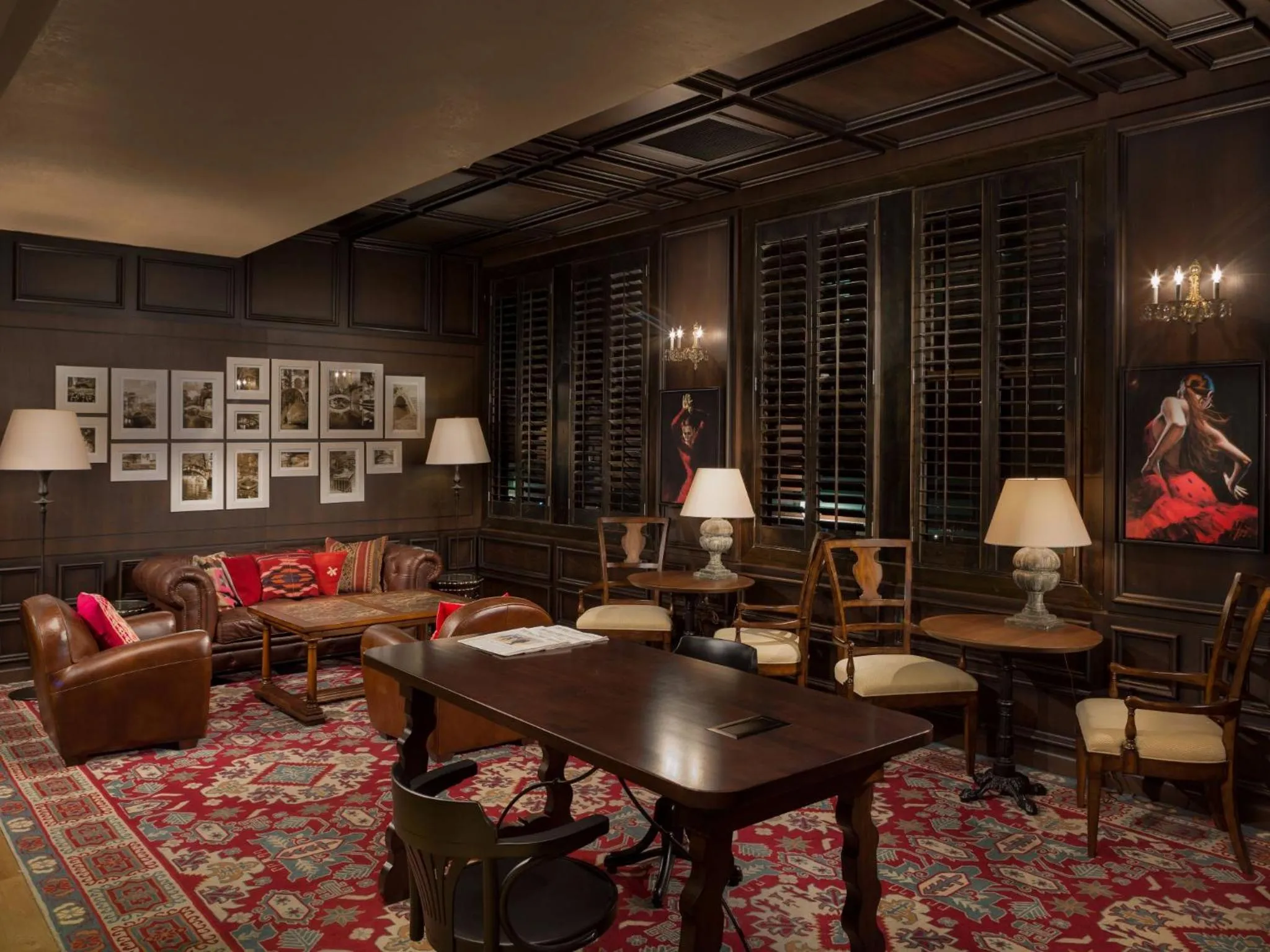 Library in Hotel Valencia Riverwalk