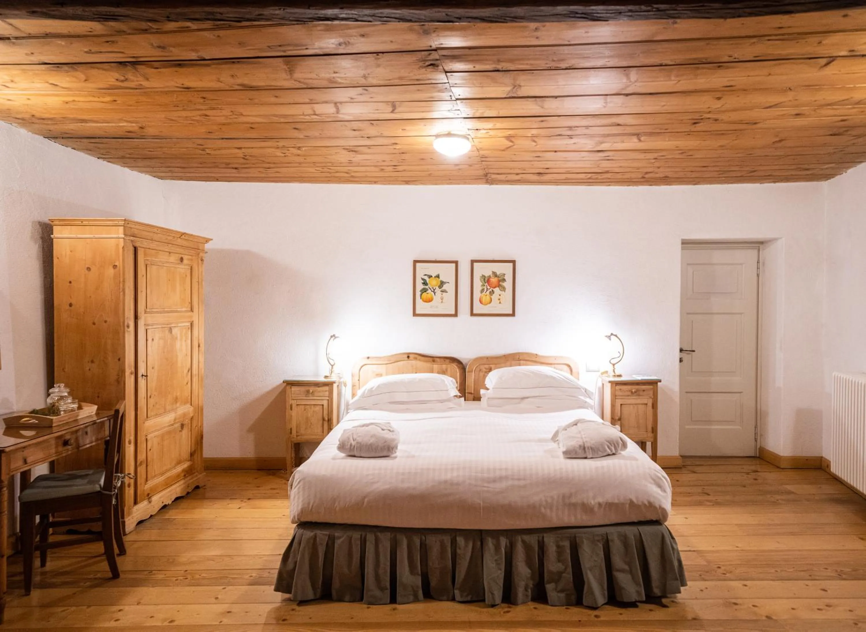 Bedroom, Bed in QC Hotel Bagni Vecchi