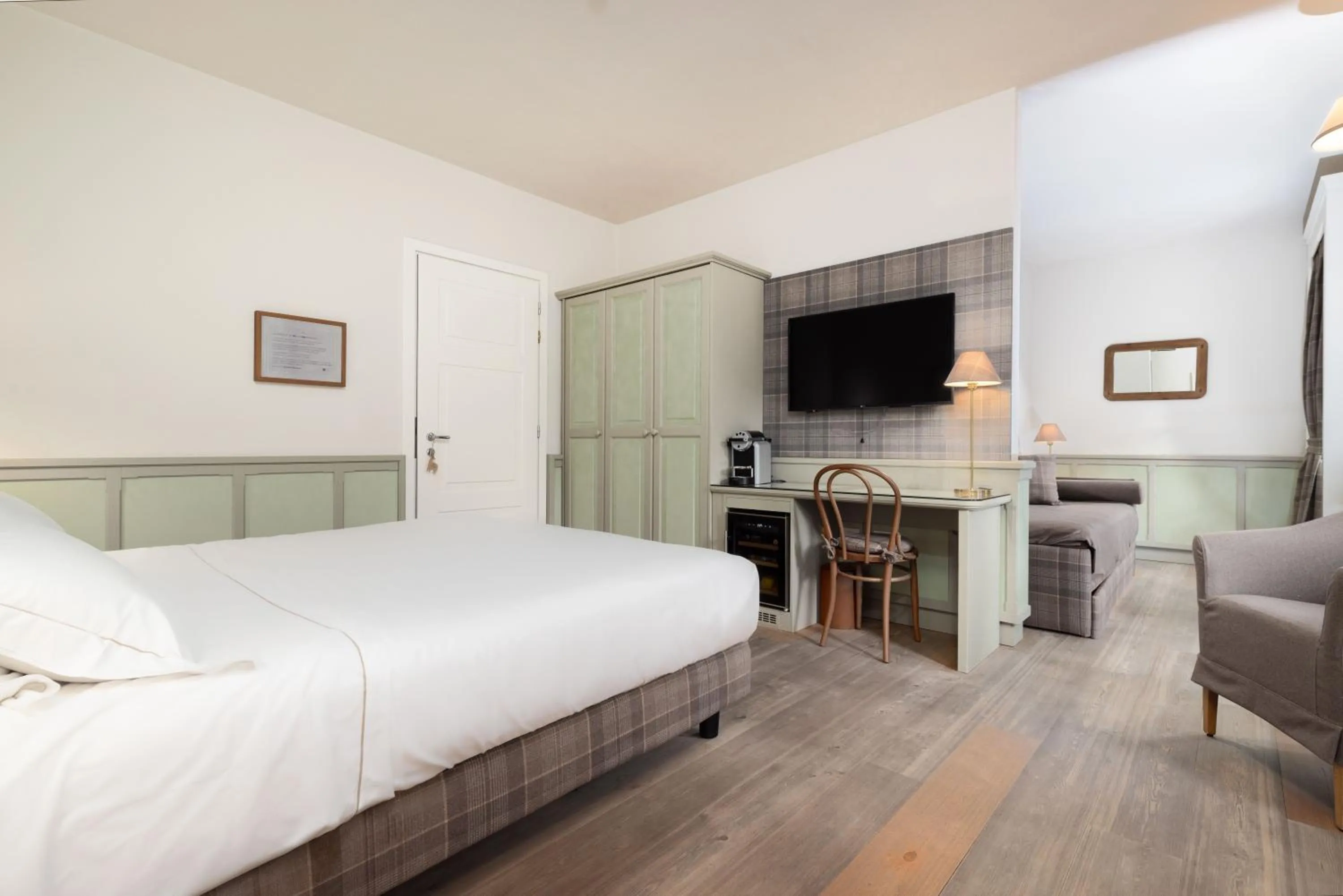 Bedroom, Bed in QC Hotel Bagni Vecchi