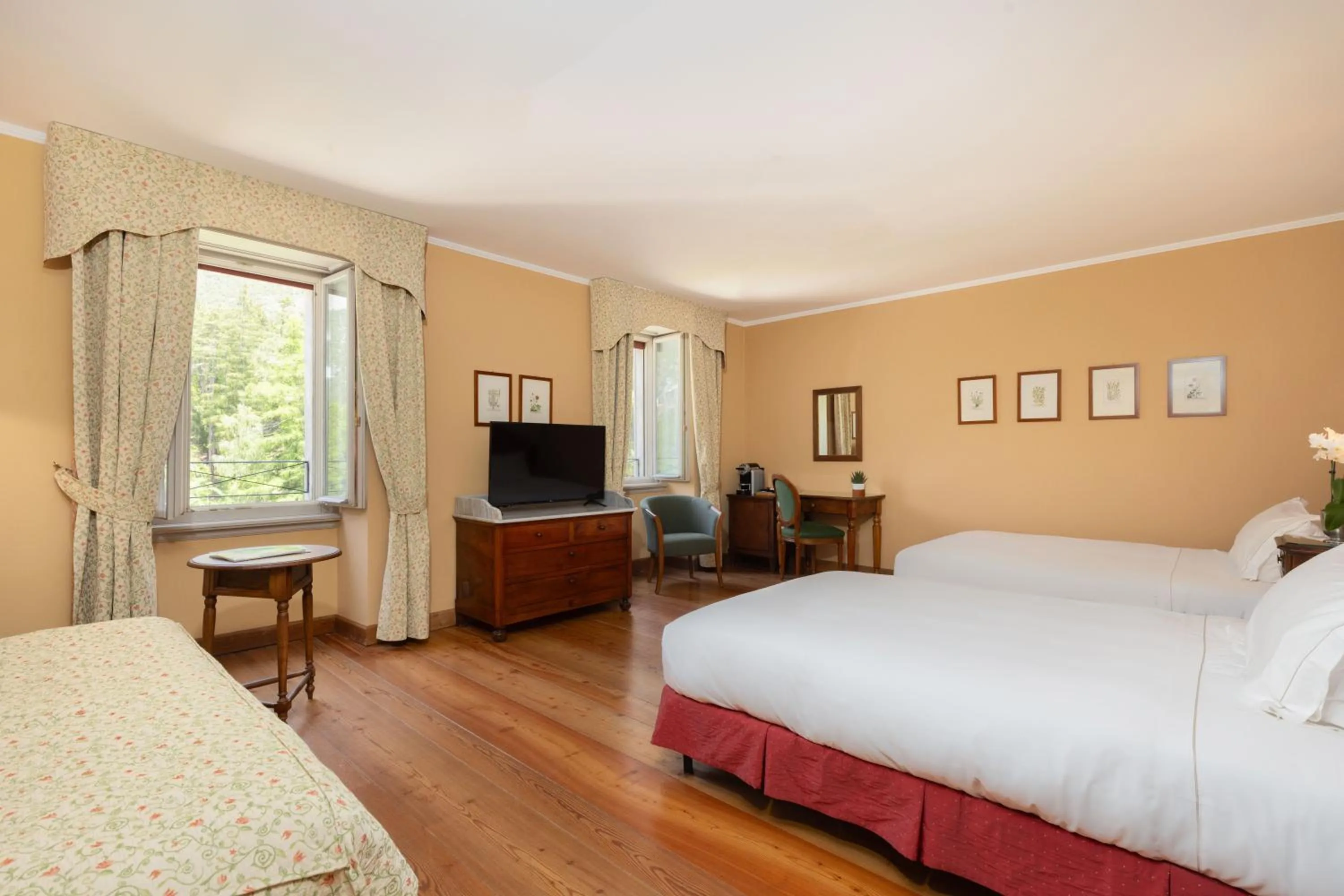 Bedroom, Bed in QC Grand Hotel Bagni Nuovi