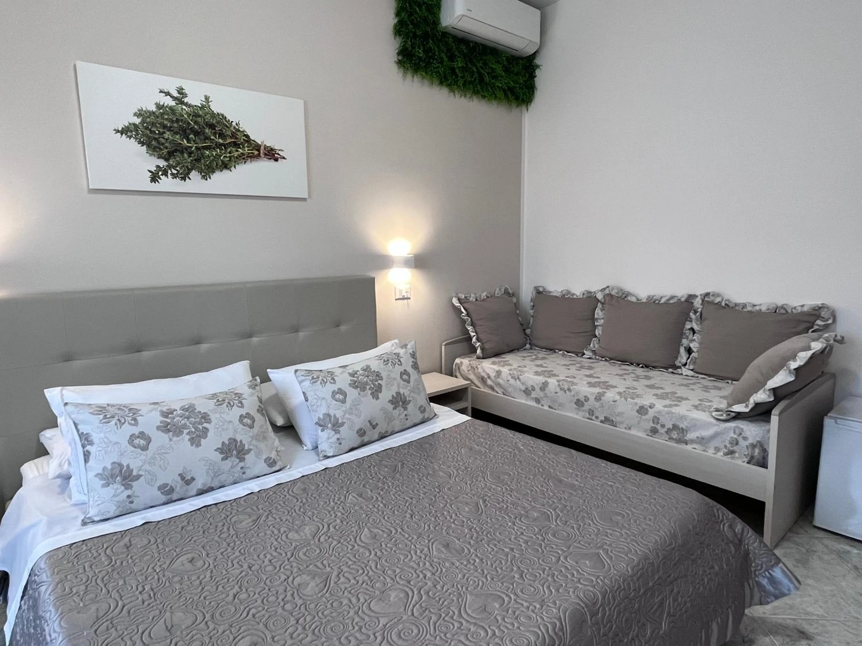 Decorative detail in Innsud