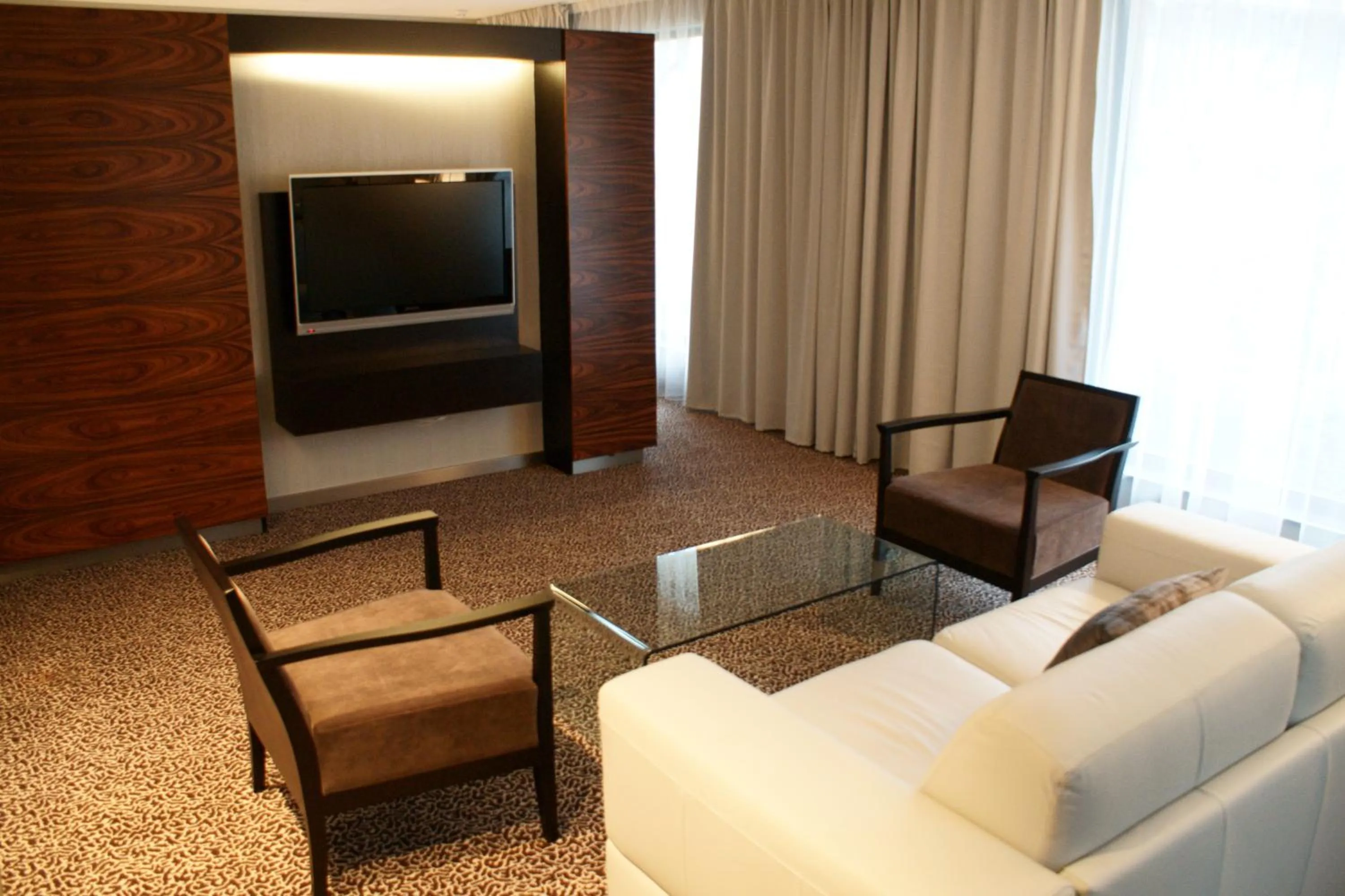 Seating area in Hotel Avance