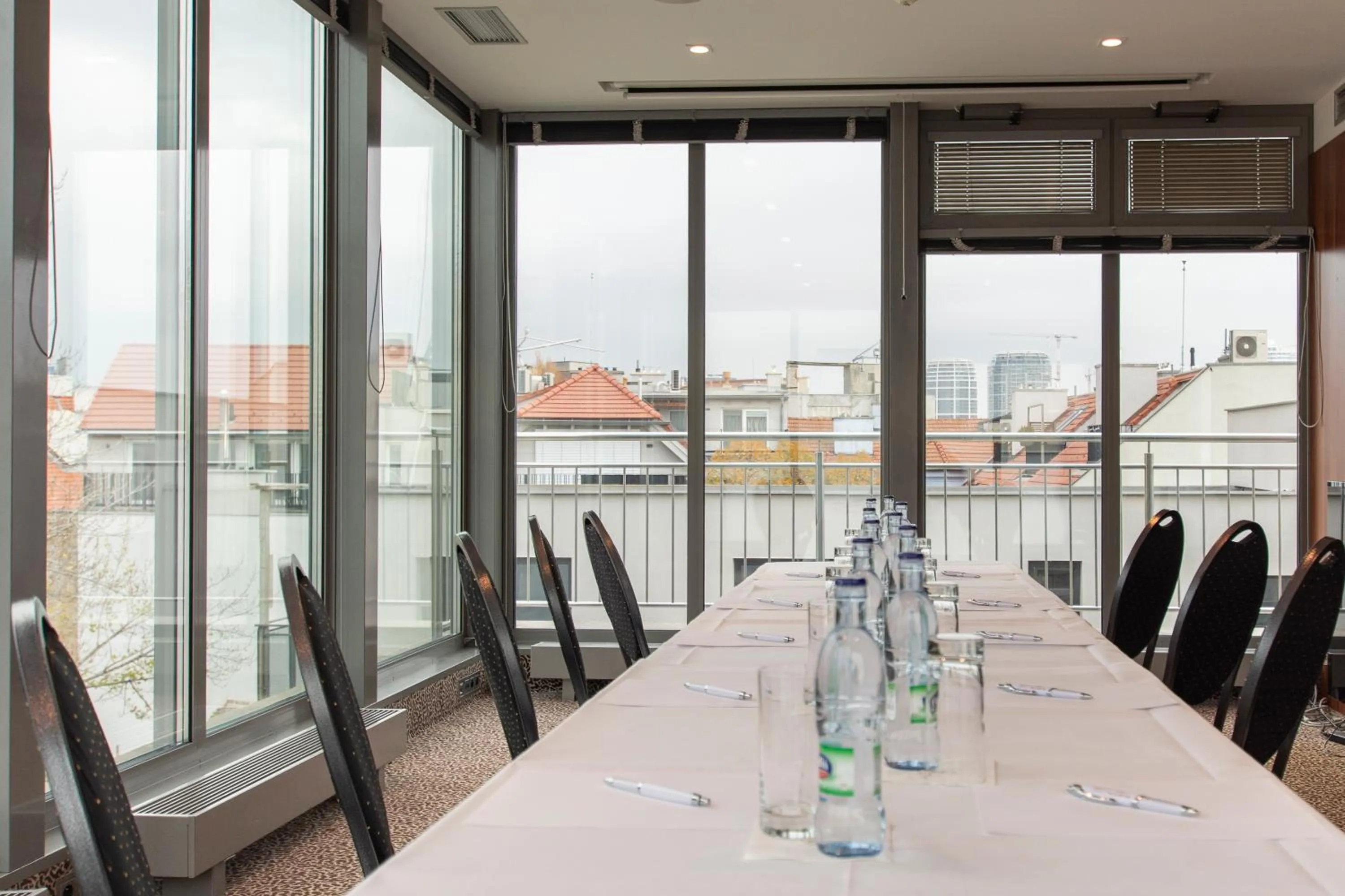 Banquet/Function facilities in Hotel Avance