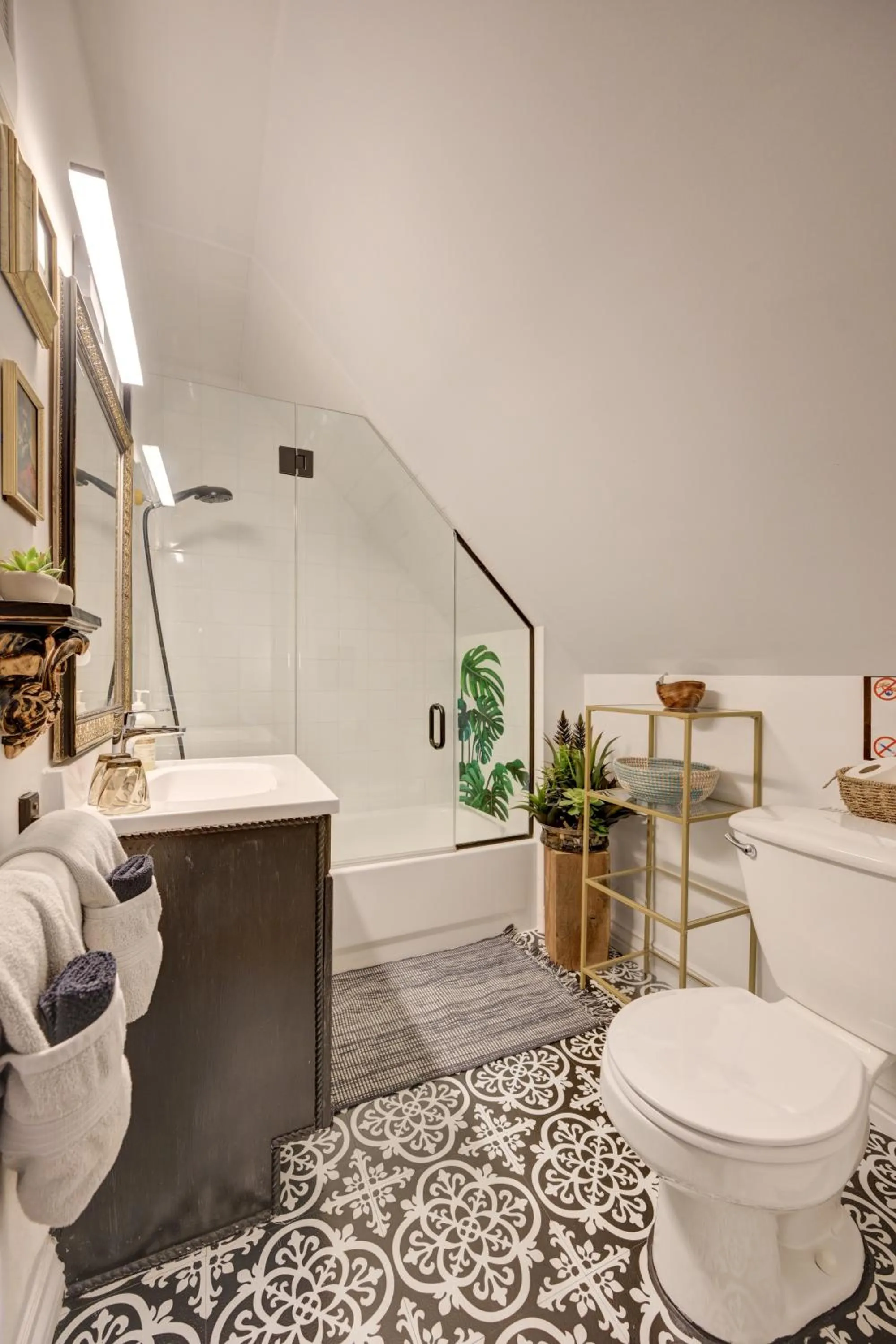 Bathroom in La Tremblante